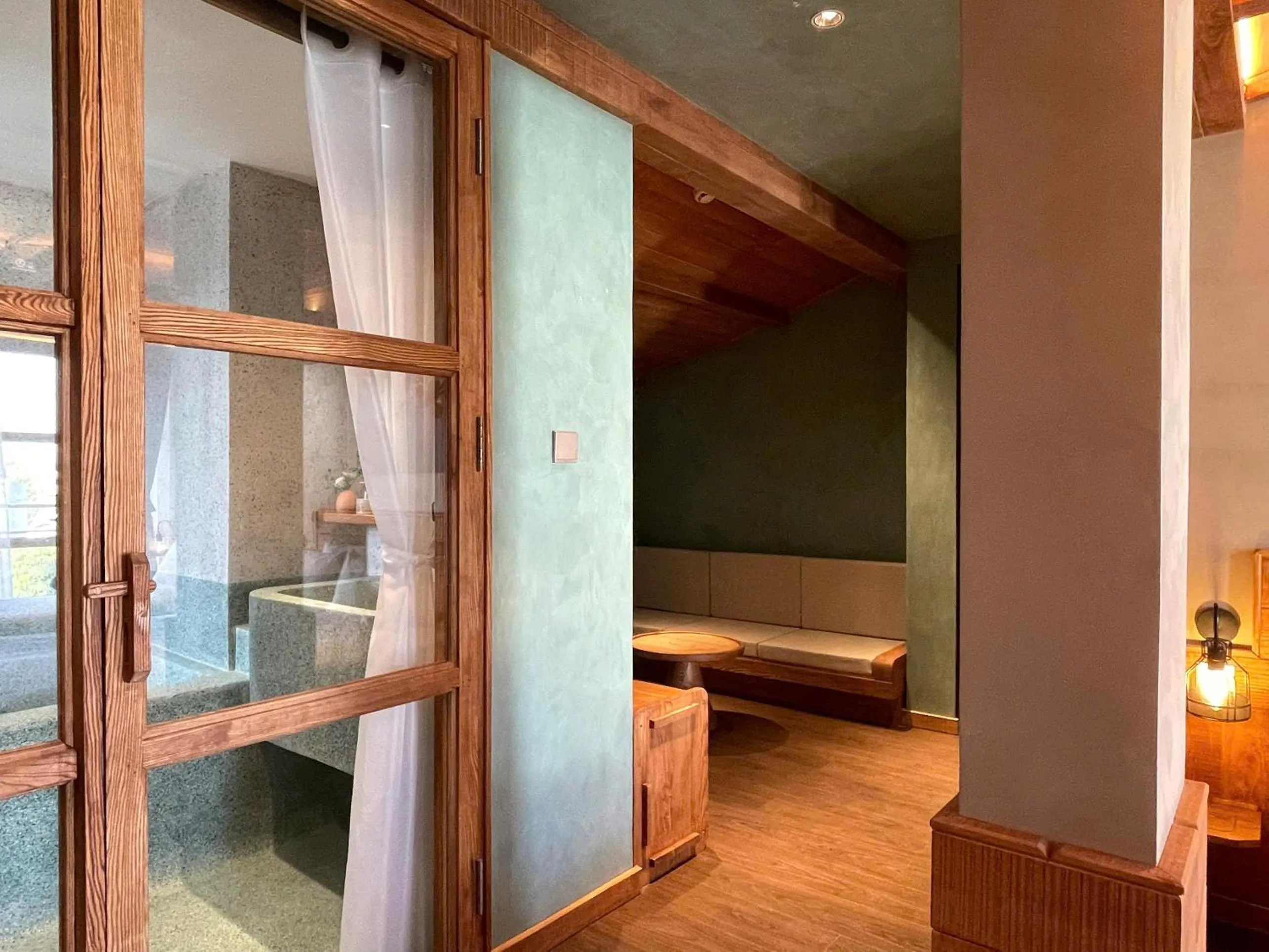 TV and multimedia, Bed in The Pink Boutique Hotel