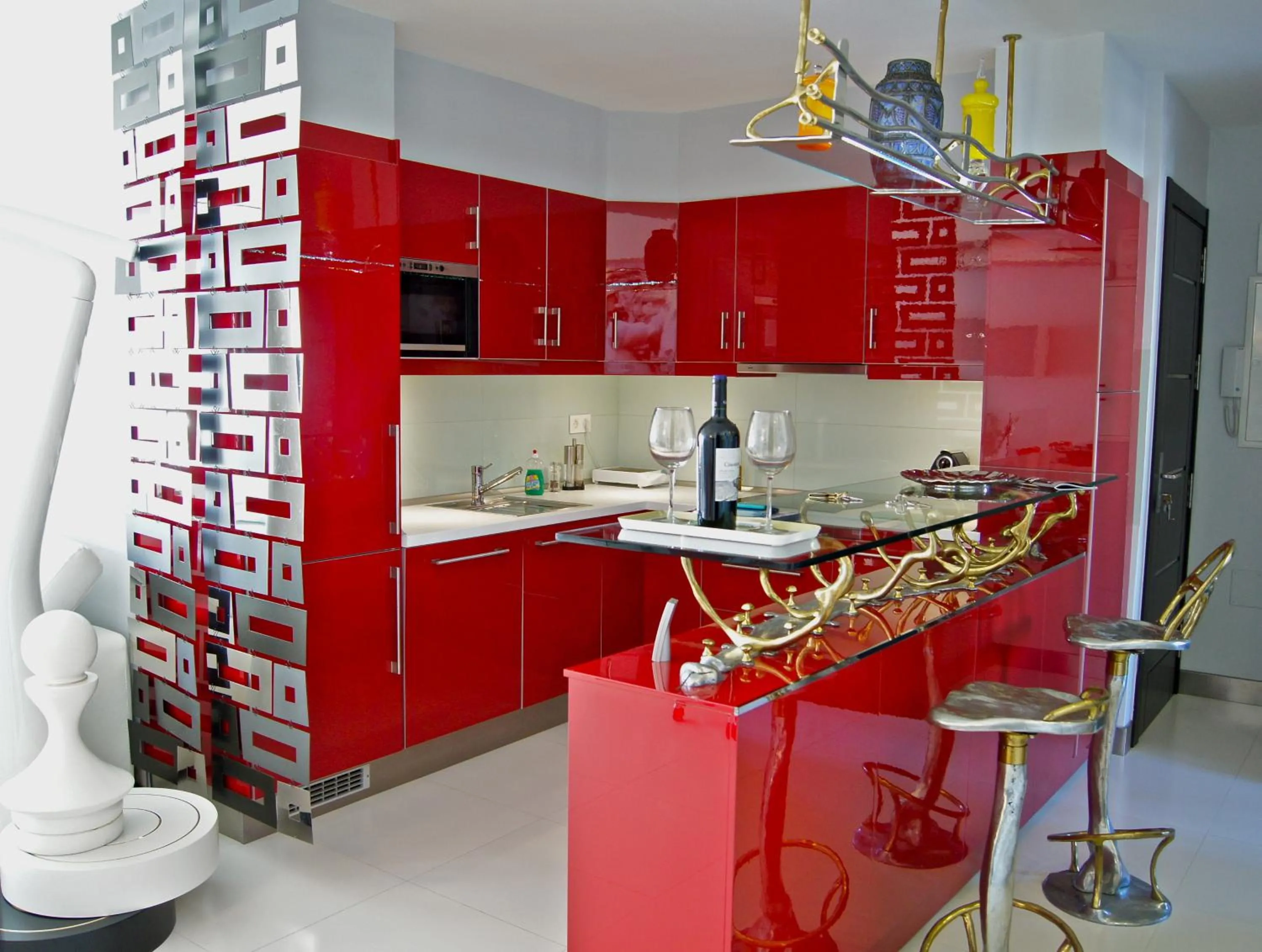 Kitchen or kitchenette in Atico Puerto Banus, Marbella
