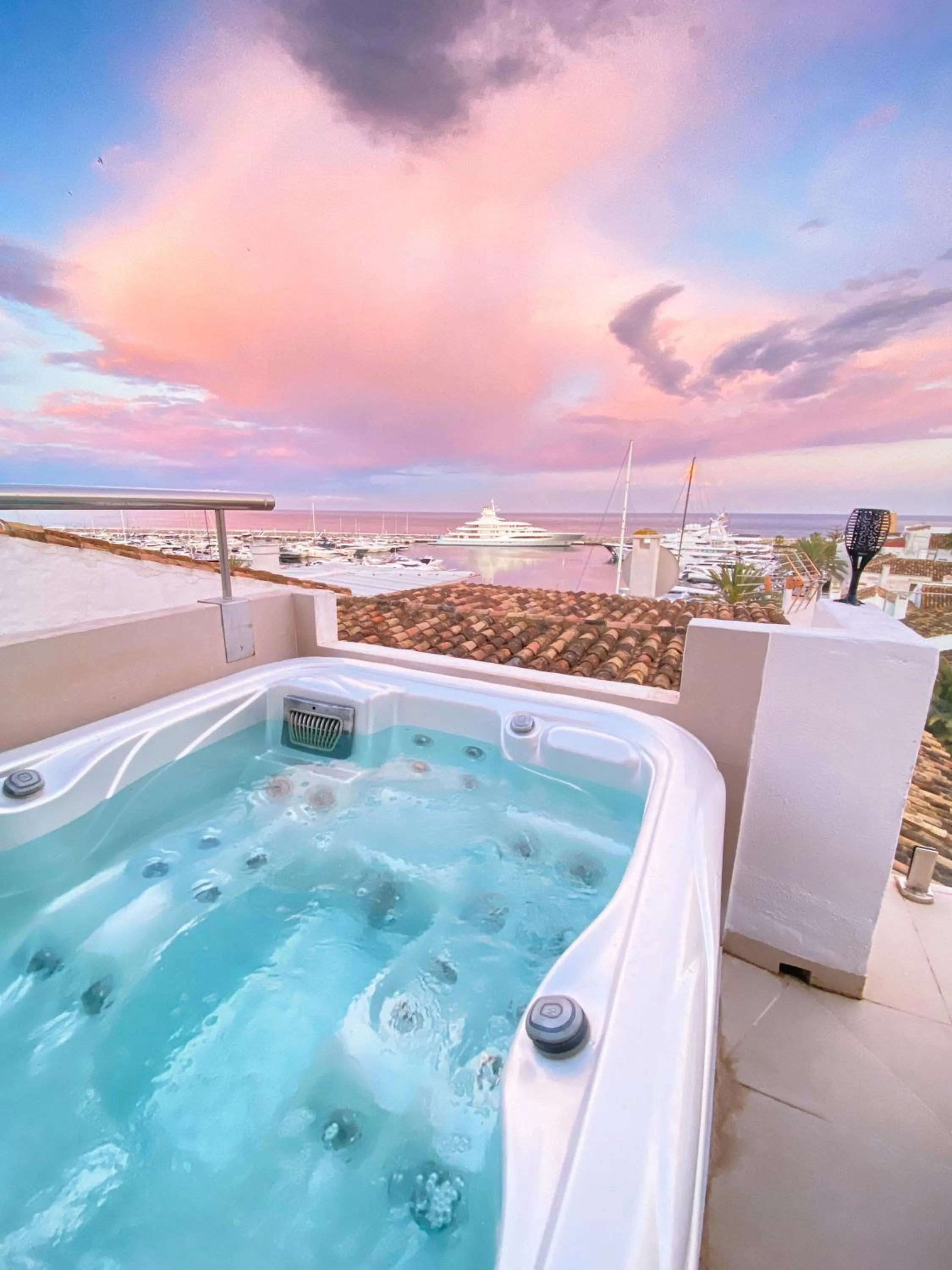 Balcony/Terrace in Atico Puerto Banus, Marbella