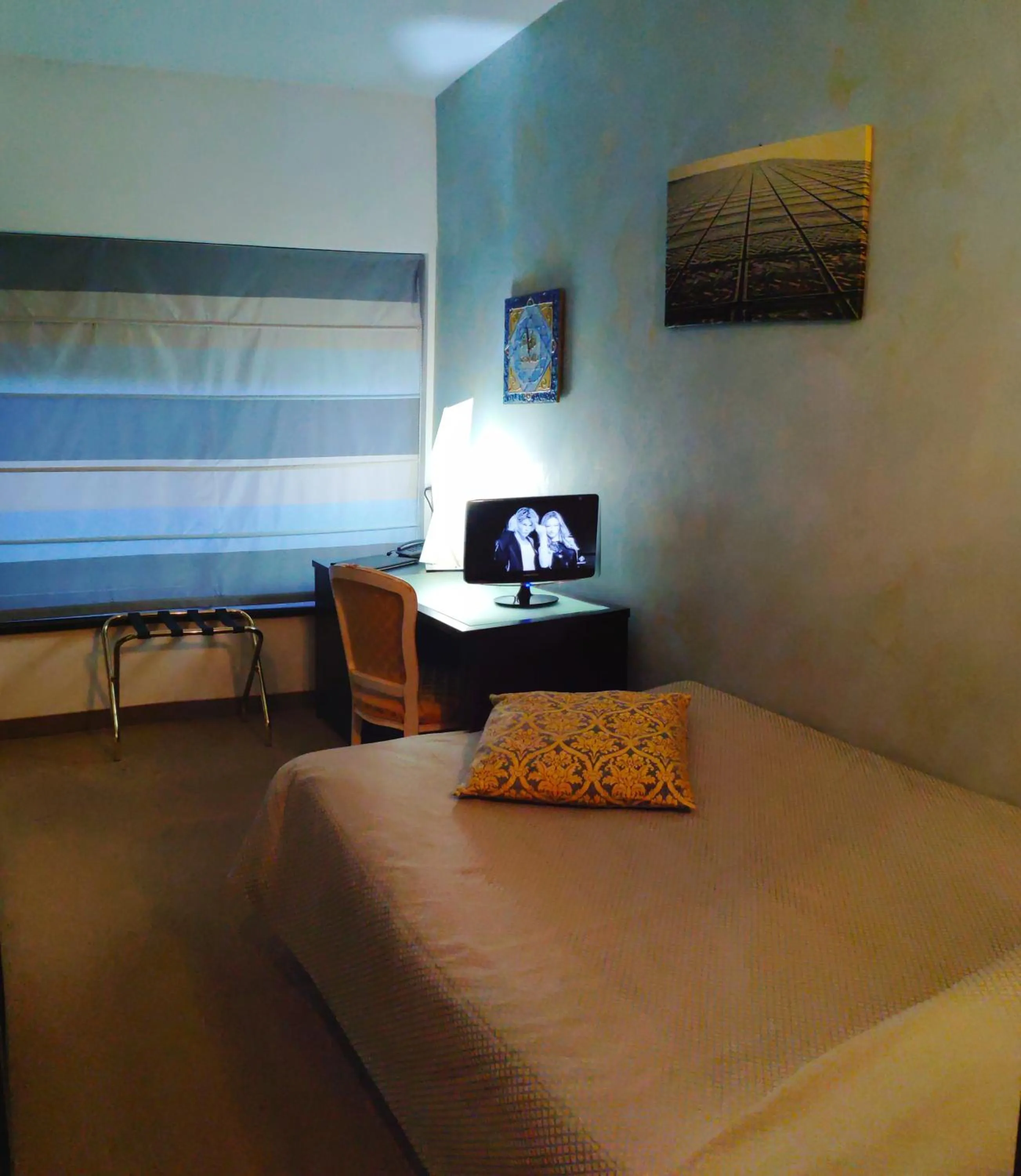 Photo of the whole room, Bed in Hotel Feel Inn Venice Airport