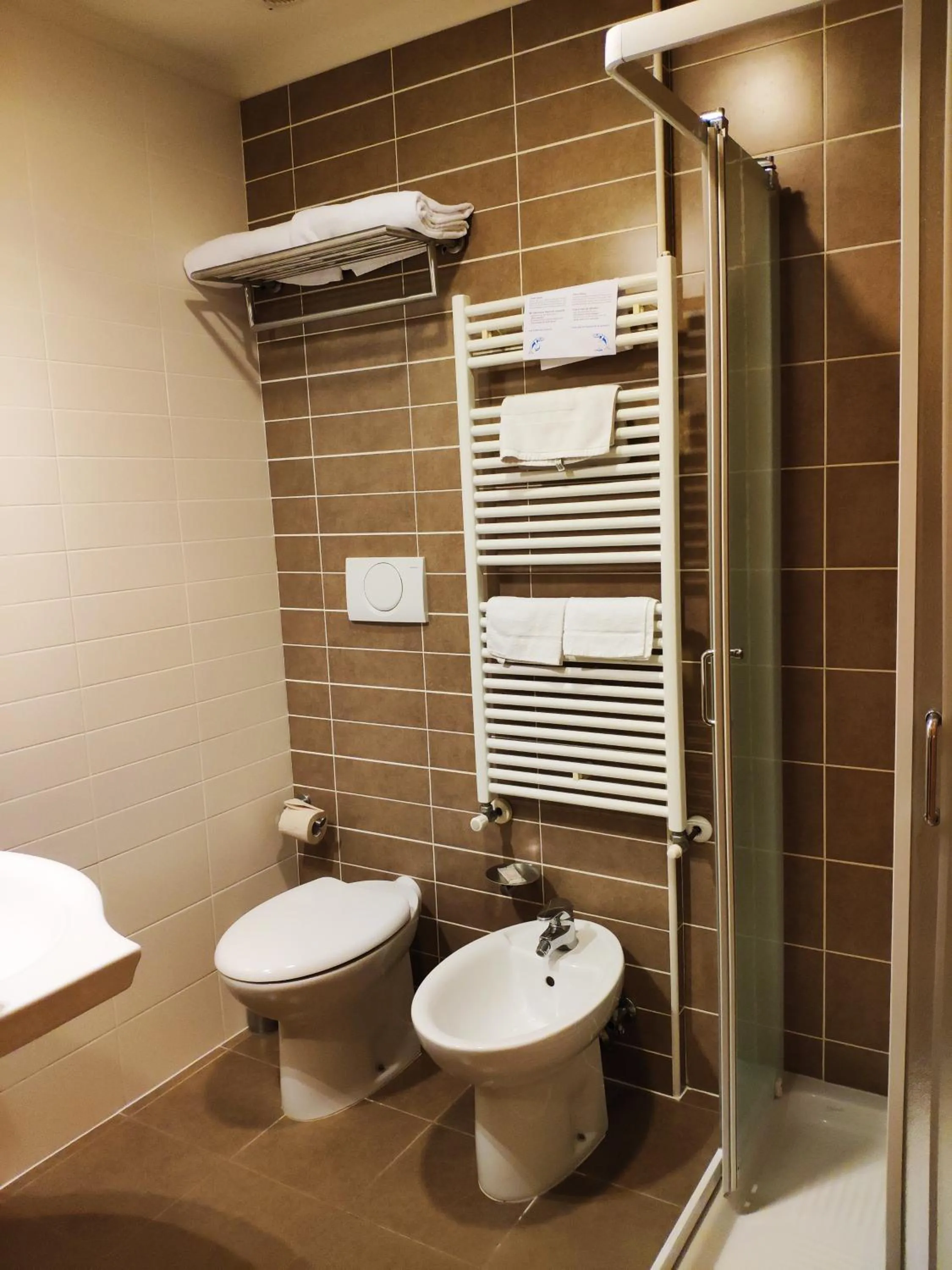 Bathroom in Hotel Feel Inn Venice Airport