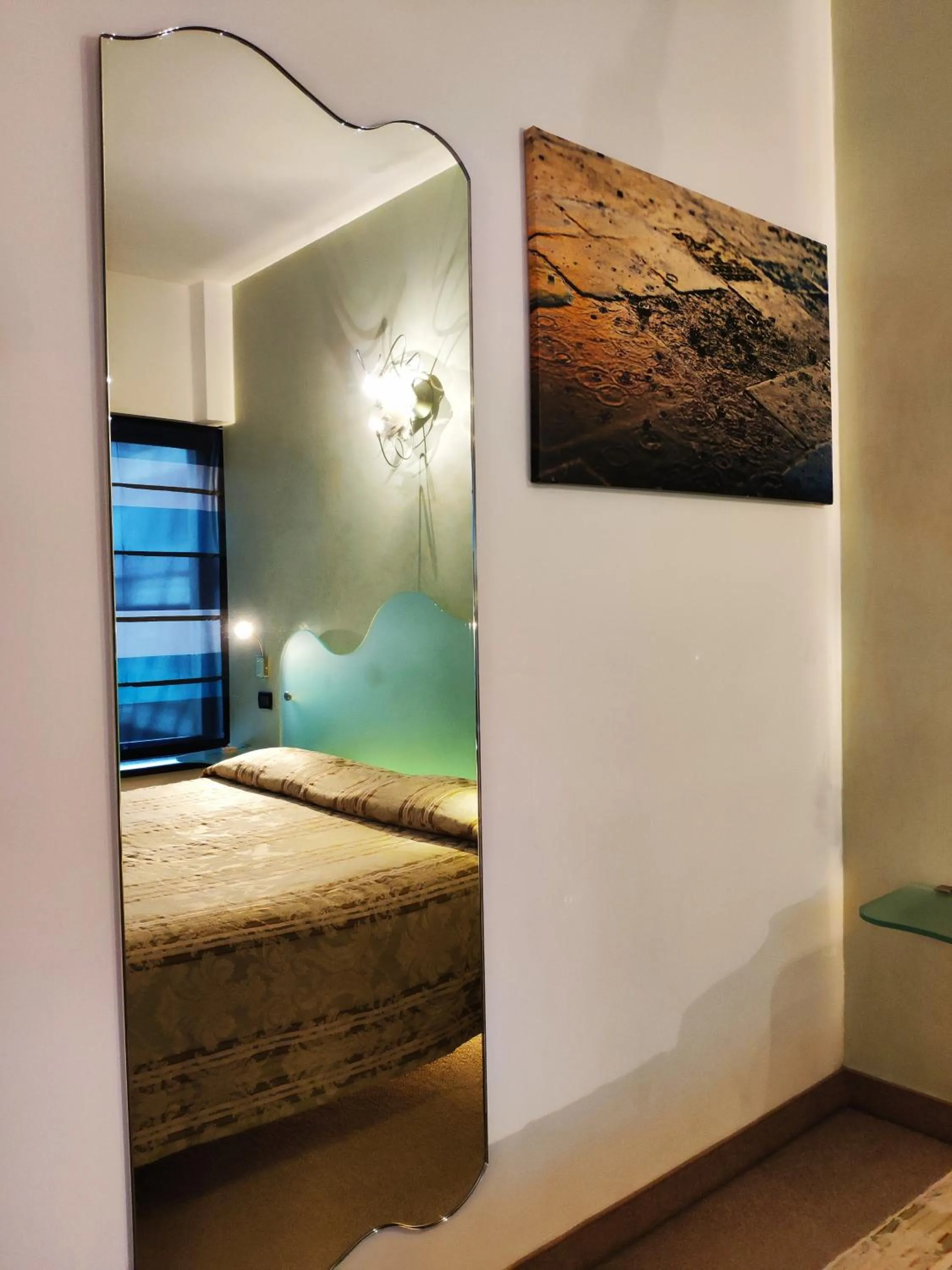 Decorative detail, Bed in Hotel Feel Inn Venice Airport