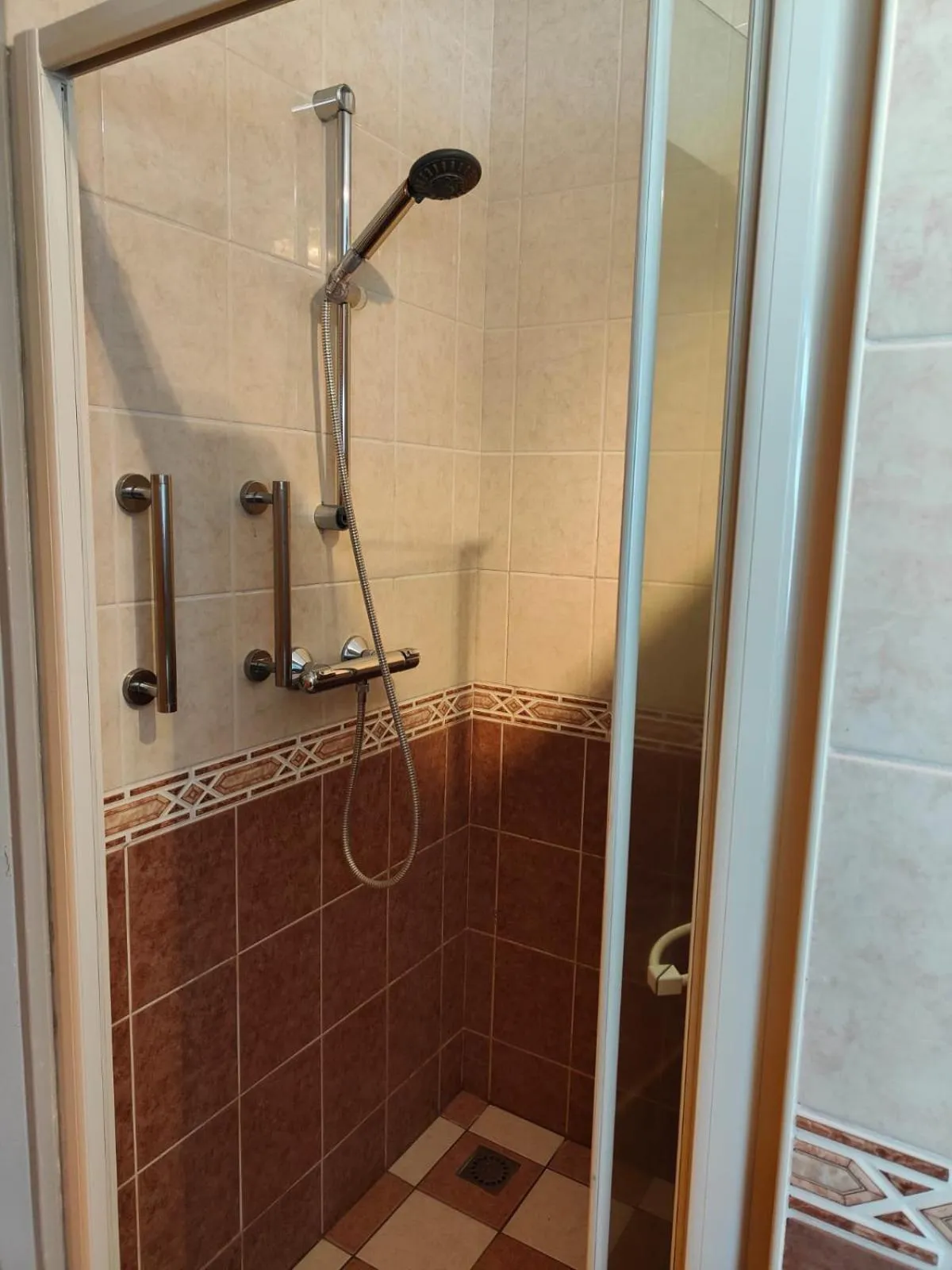 Shower in Hotel Domburg4you
