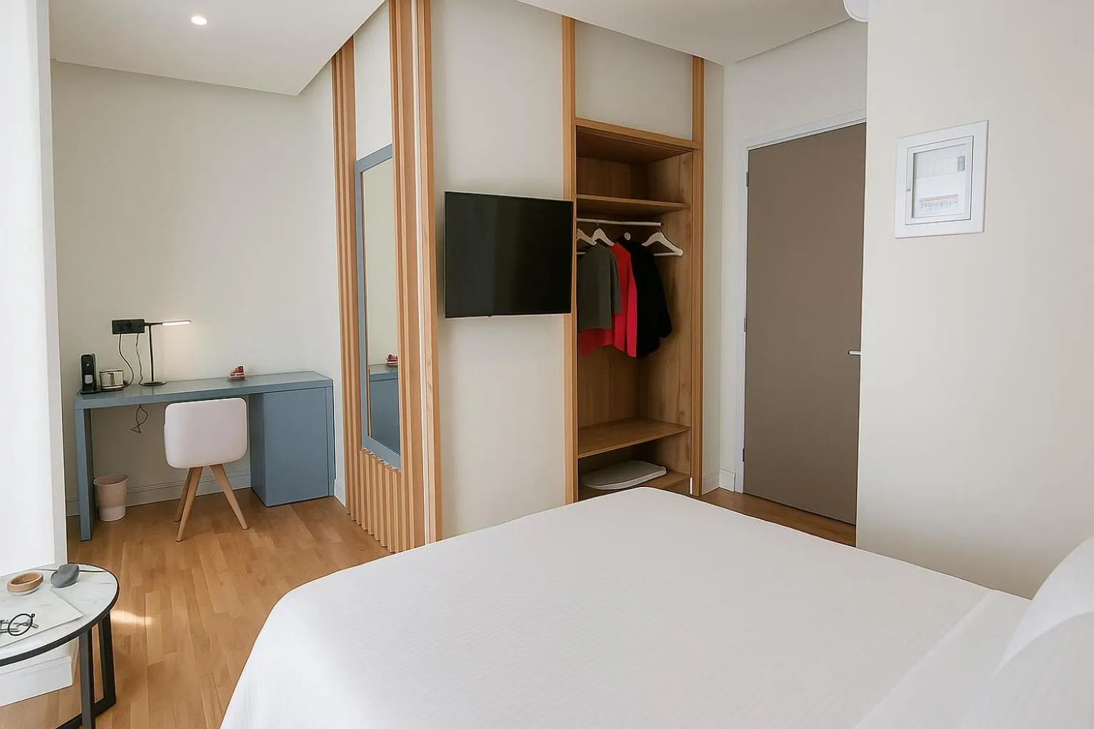 Bed in Elite Patras Suites