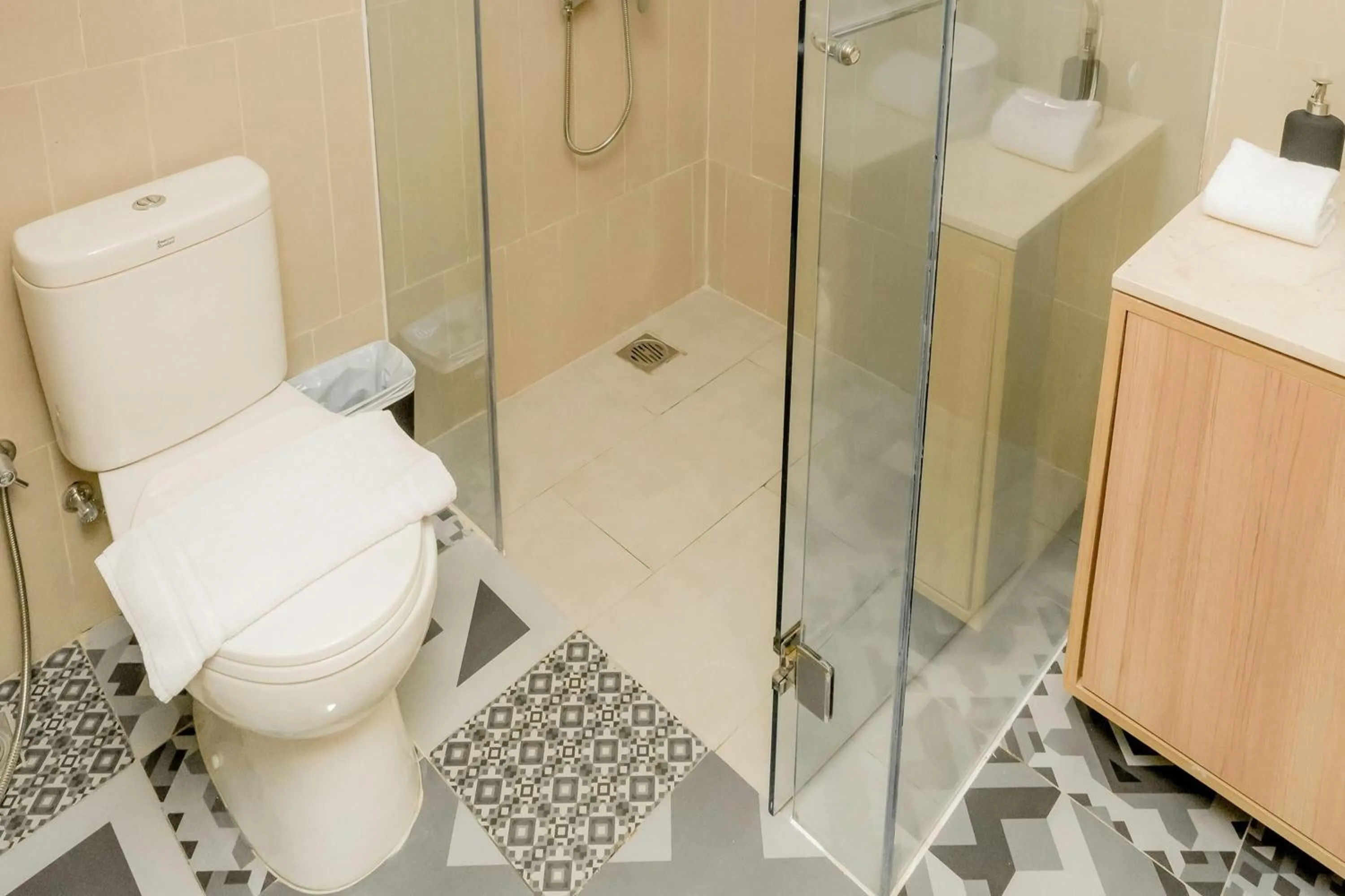 Bathroom in Howard Johnson By Wyndham Tangerang