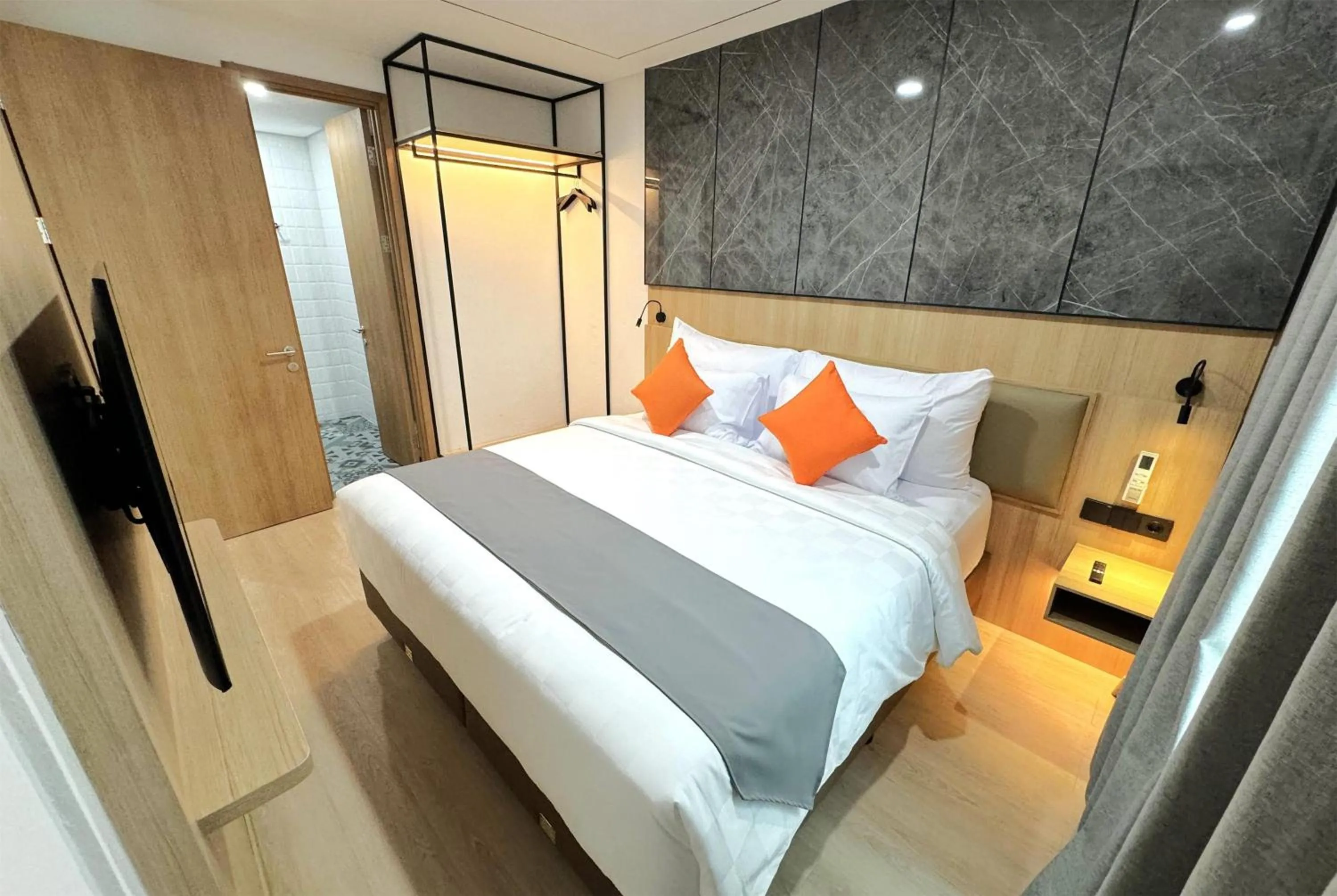 Photo of the whole room, Bed in Howard Johnson By Wyndham Tangerang