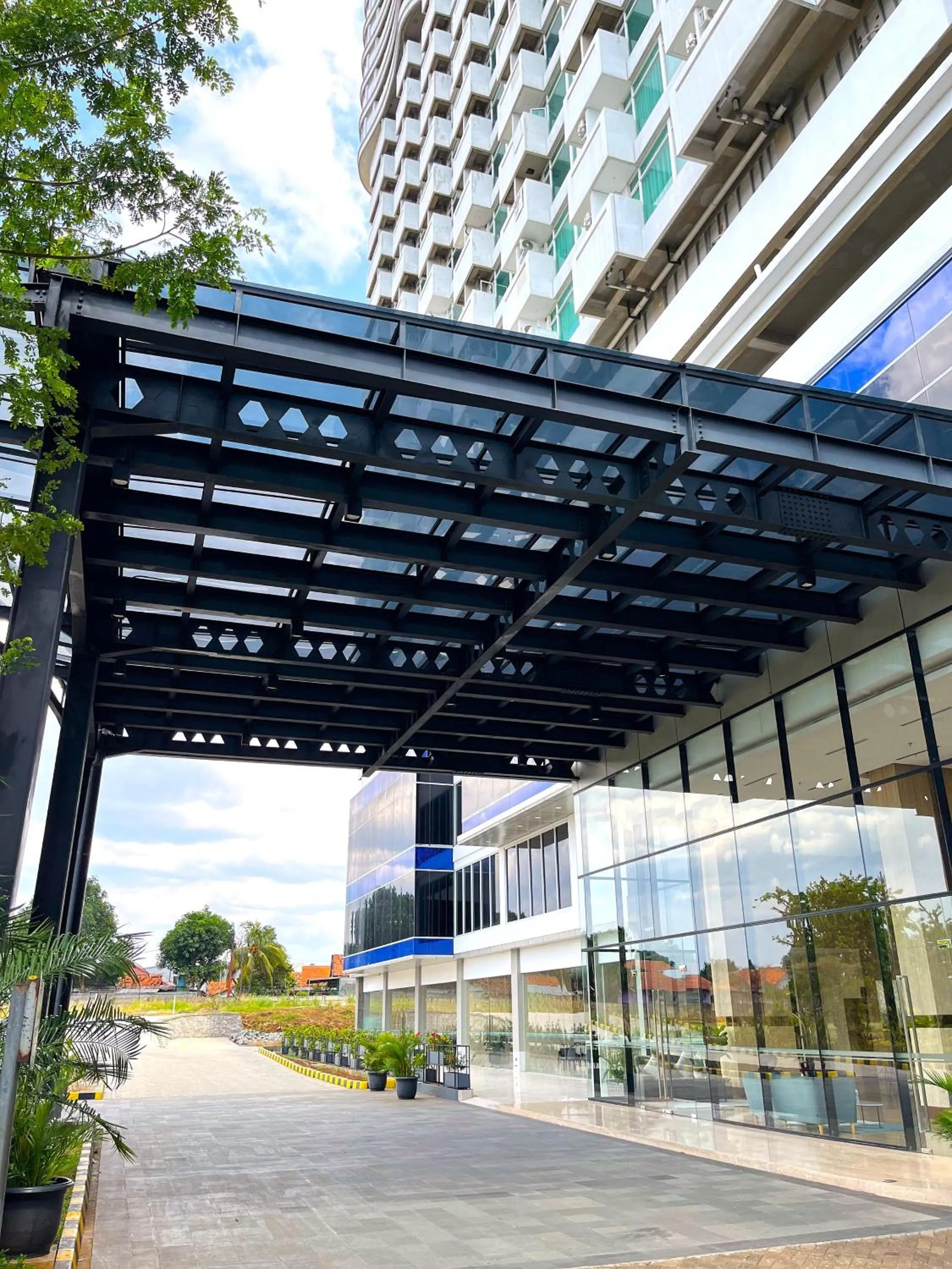 Property building in Howard Johnson By Wyndham Tangerang