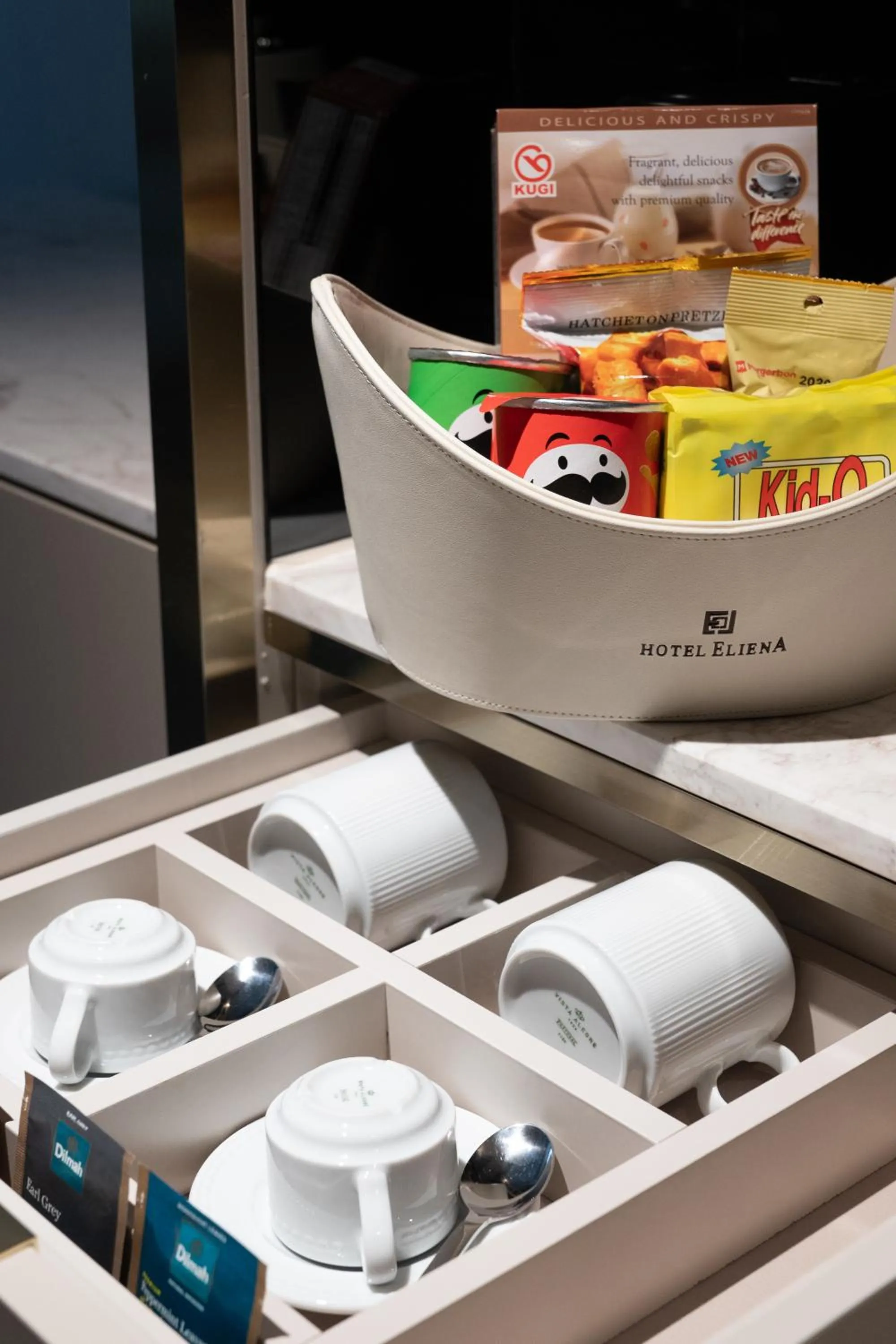 minibar in Eliena Hotel Seoul Gangnam