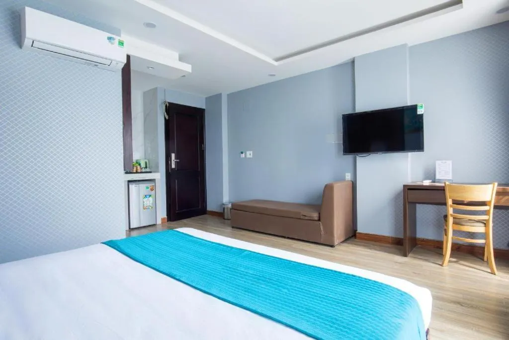 Bedroom, Bed in Blue Ocean Beachside Hotel Danang