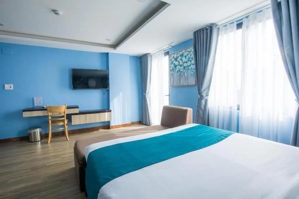 Bedroom, Bed in Blue Ocean Beachside Hotel Danang