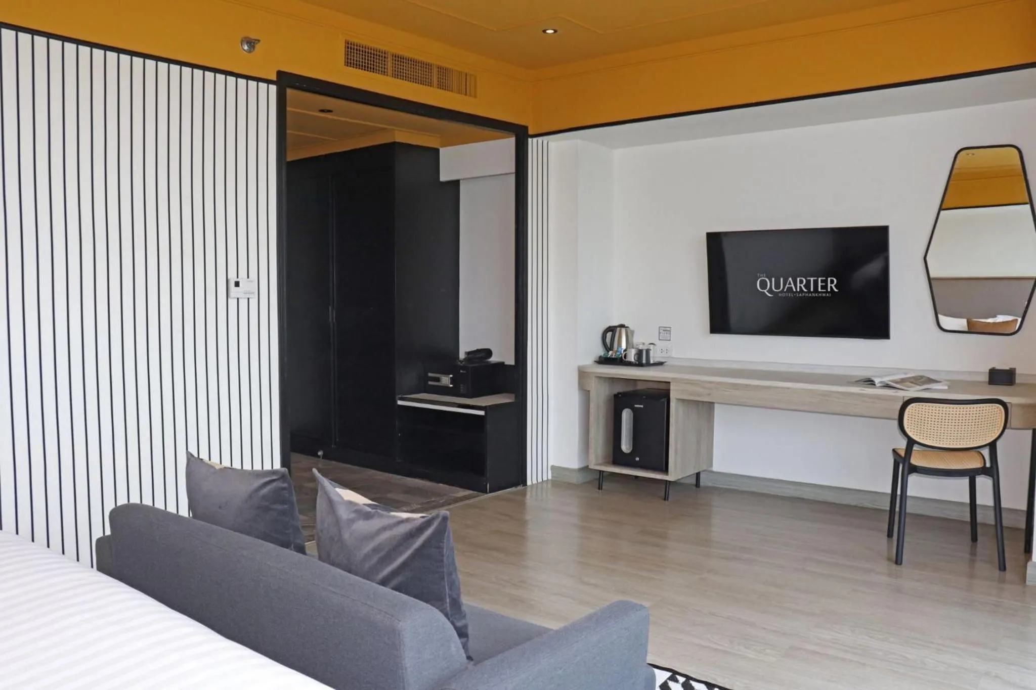 Bed in The Quarter Saphankhwai by UHG