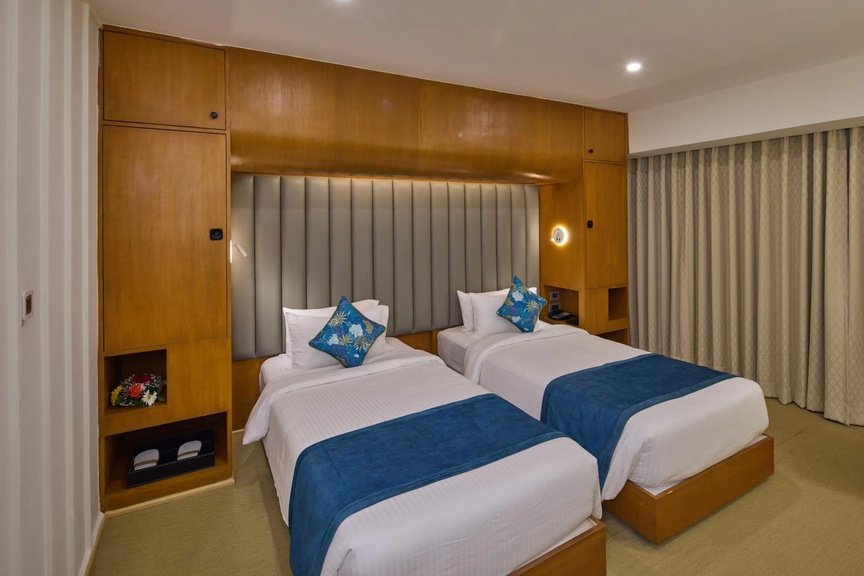 Grand Premier Room Canal View - single occupancy - 2 Single Beds in Grand Continent Mahabalipuram A Sarovar Premiere Affiliate Hotel