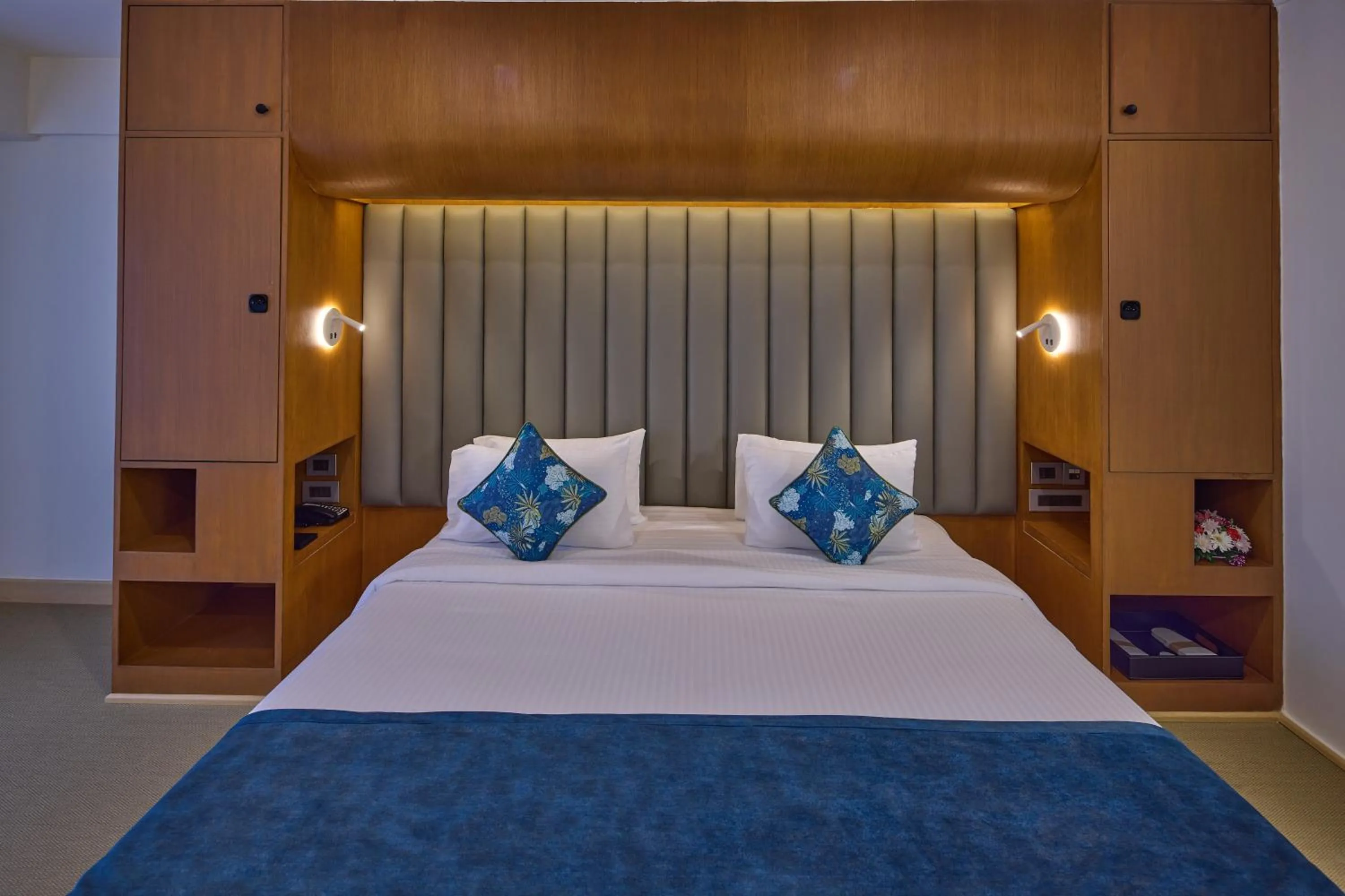 Grand Premier Room Sea View - single occupancy - 1 Double Bed in Grand Continent Mahabalipuram A Sarovar Premiere Affiliate Hotel