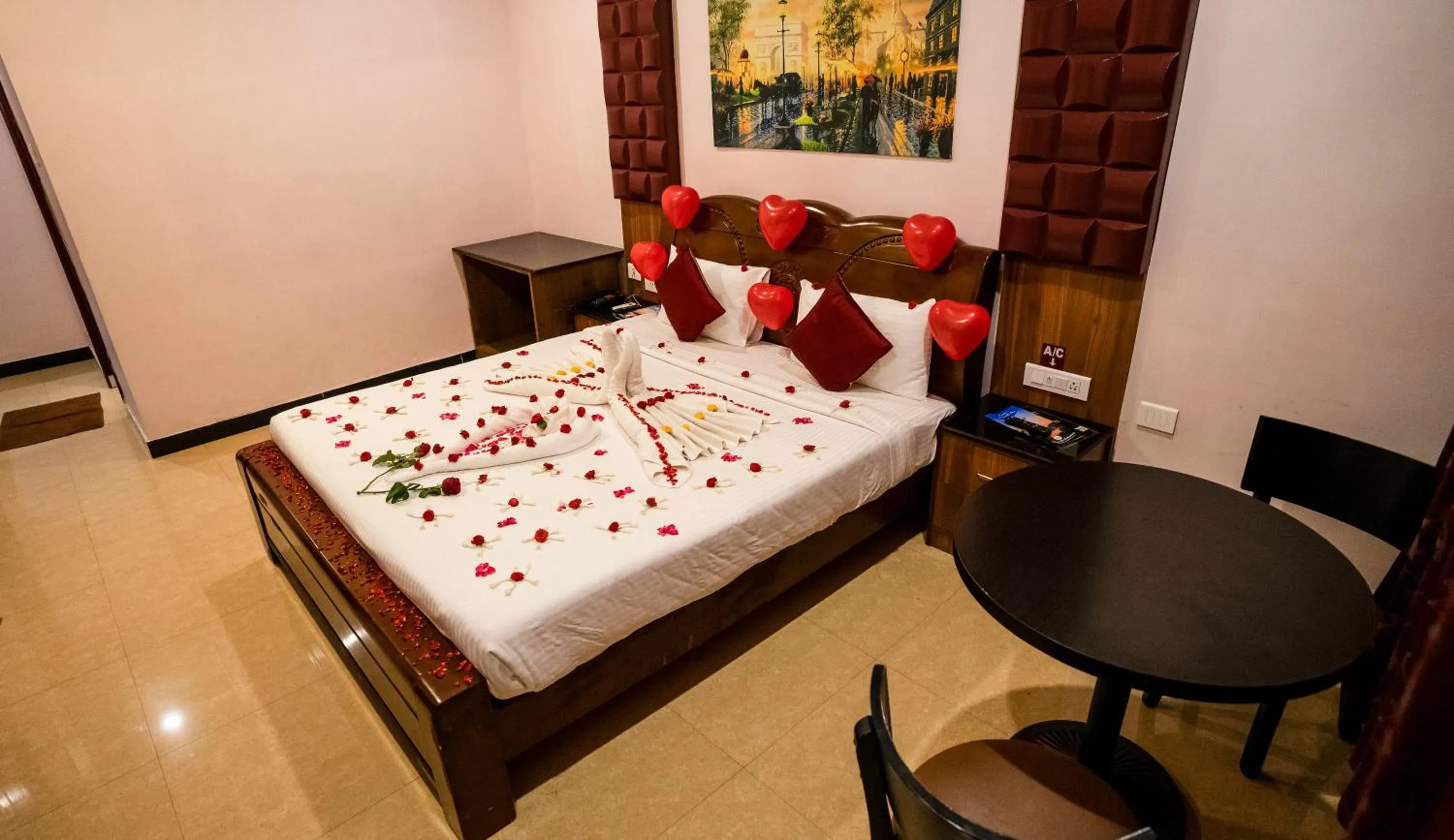 Bed in Sakthi River Resort