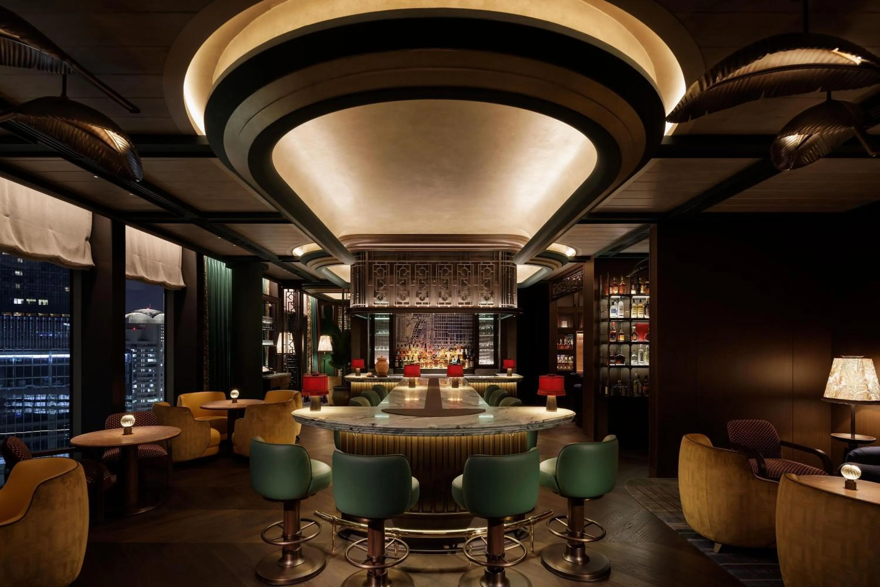 Lounge or bar in Waldorf Astoria Osaka