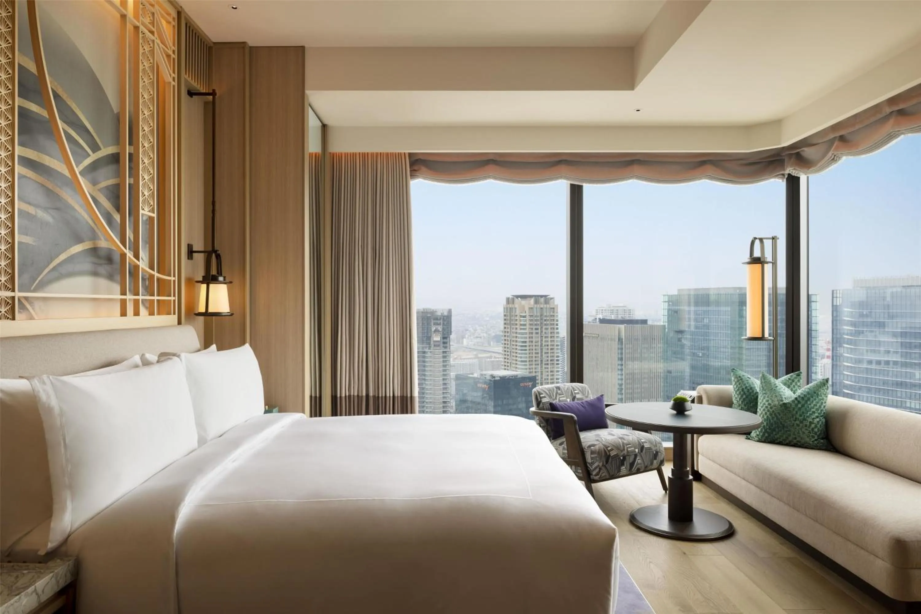View (from property/room), Bed in Waldorf Astoria Osaka