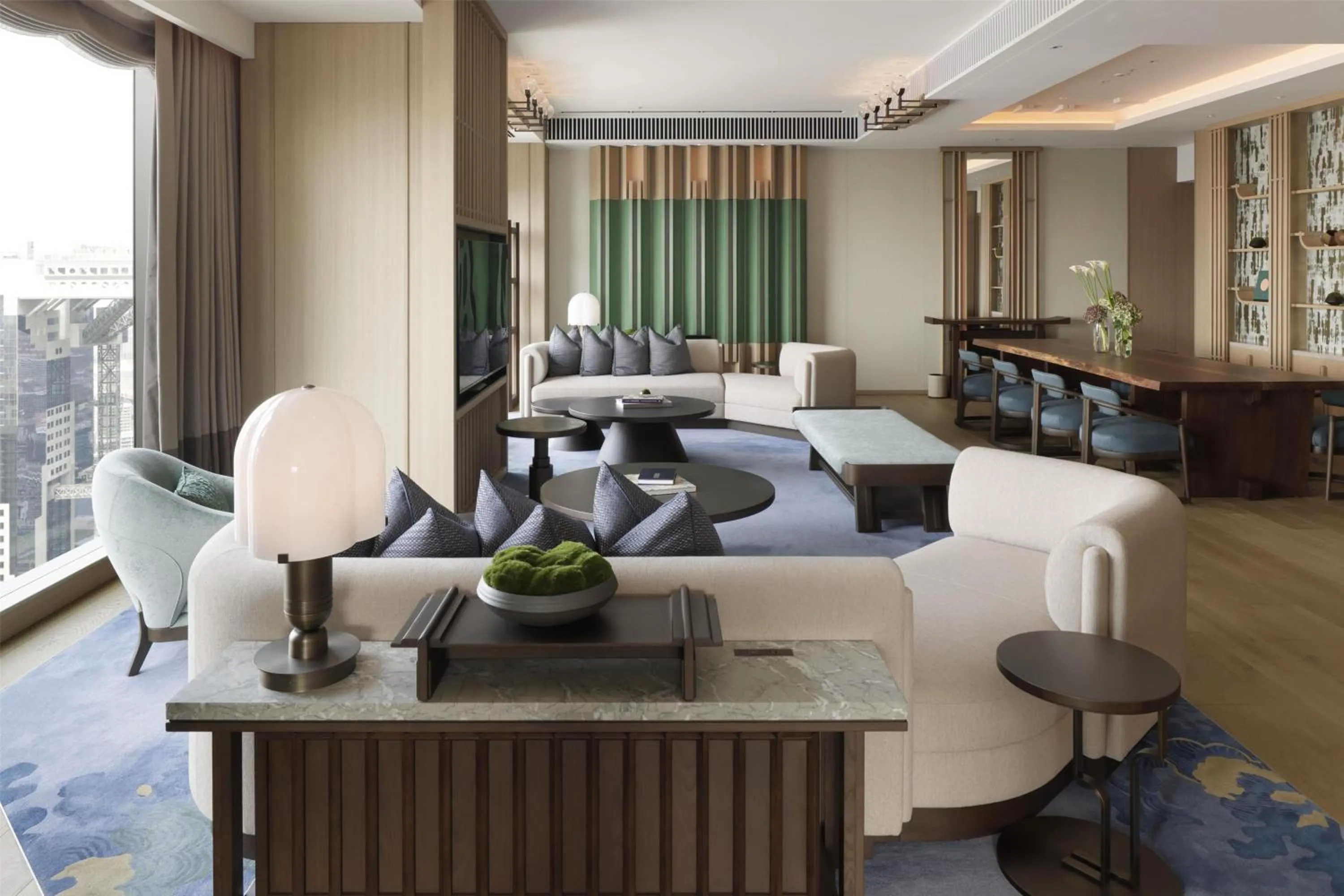 Living room, Bed in Waldorf Astoria Osaka