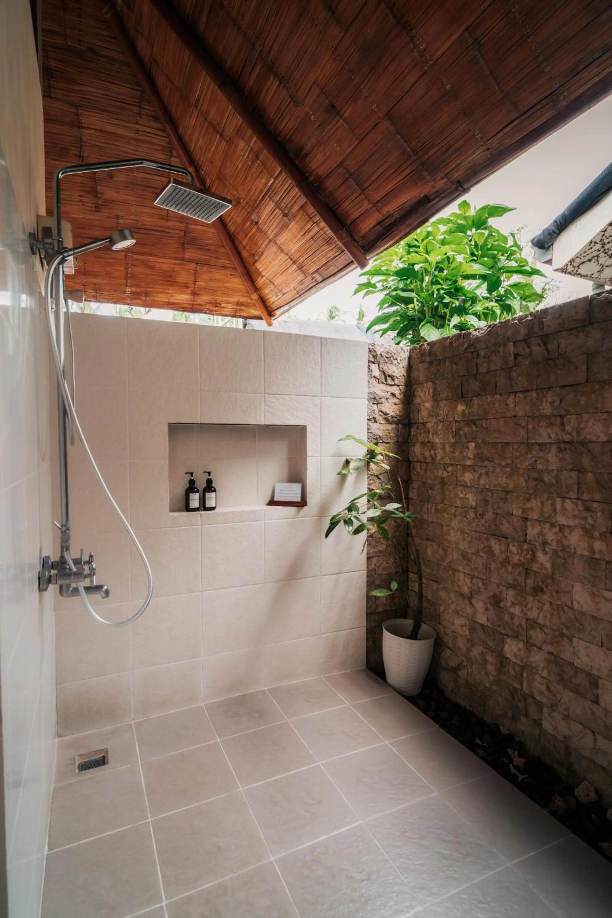 Bathroom in Balai sa Baibai