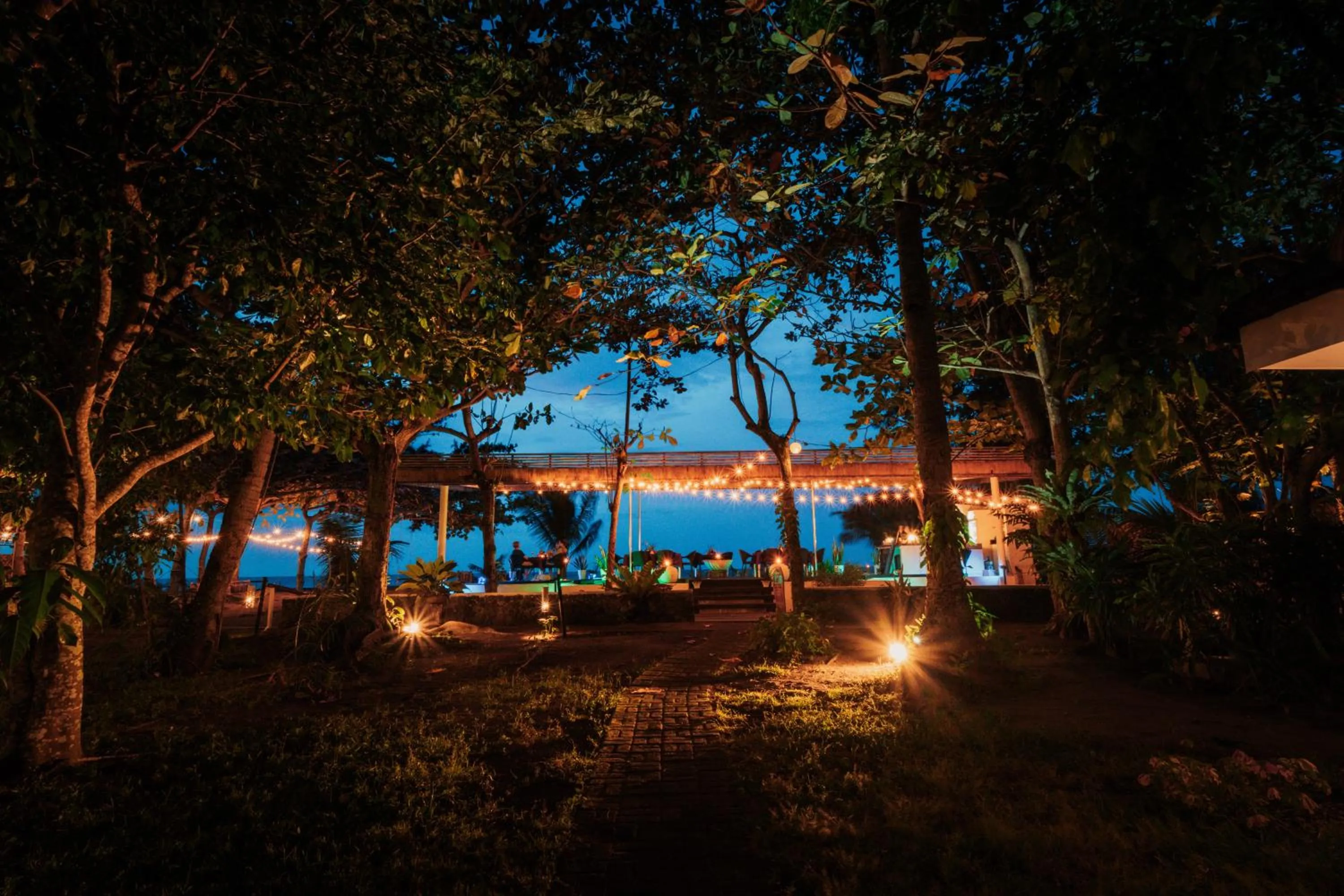 Restaurant/places to eat in Balai sa Baibai