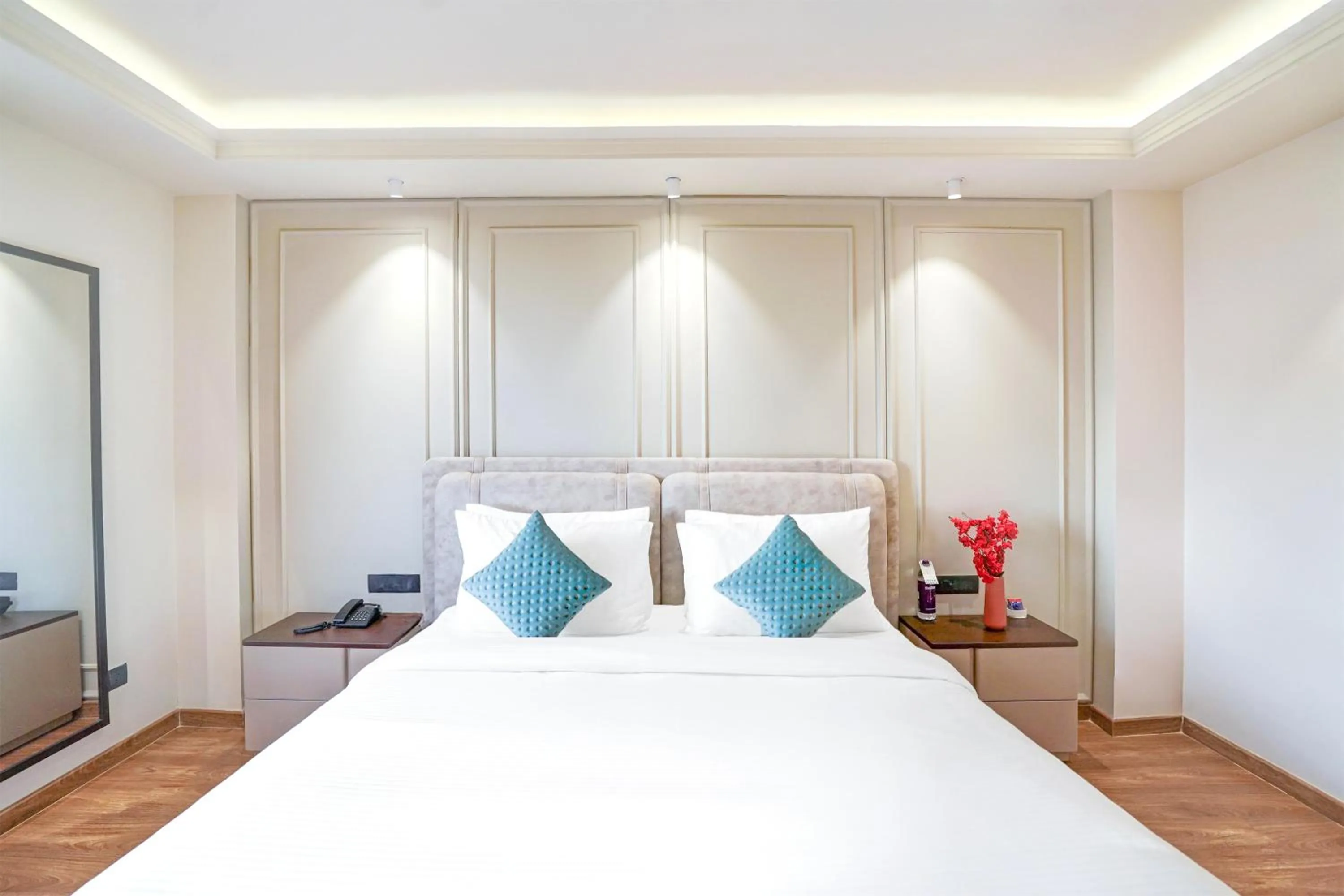 Bedroom, Bed in Sunday by CheckIn Premium 5 BHK Villa Mihika, Shimla