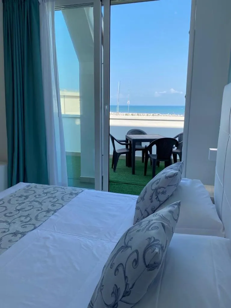Sea view, Bed in Hotel Bahia