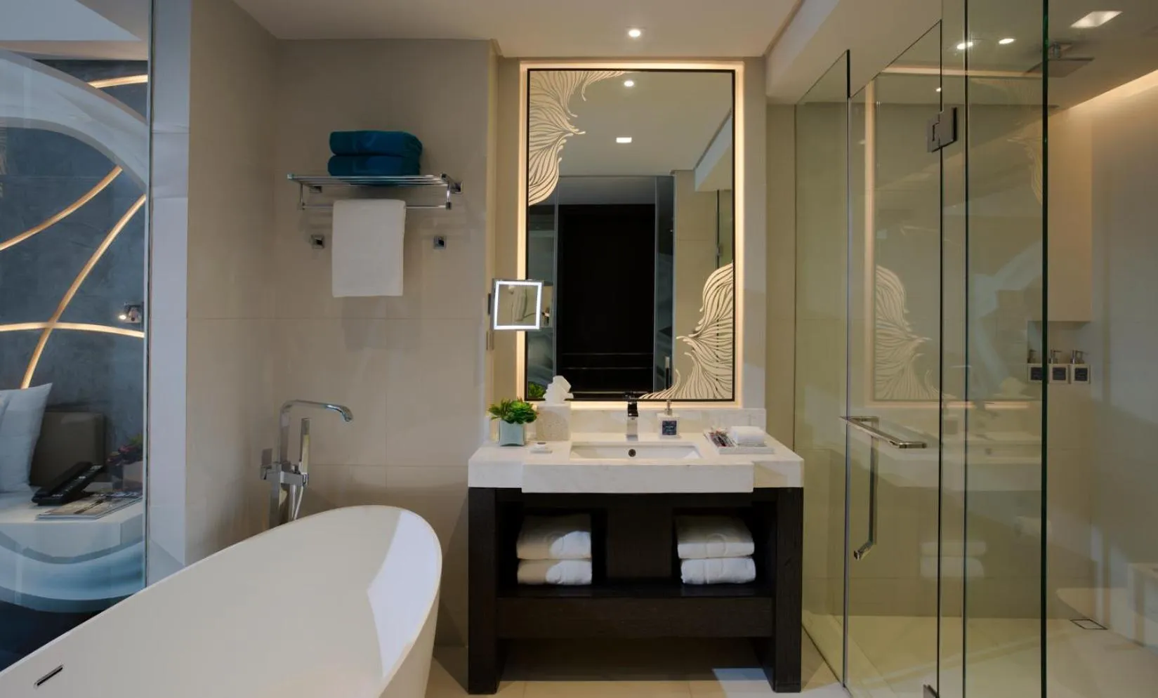 Shower in The Lind Boracay