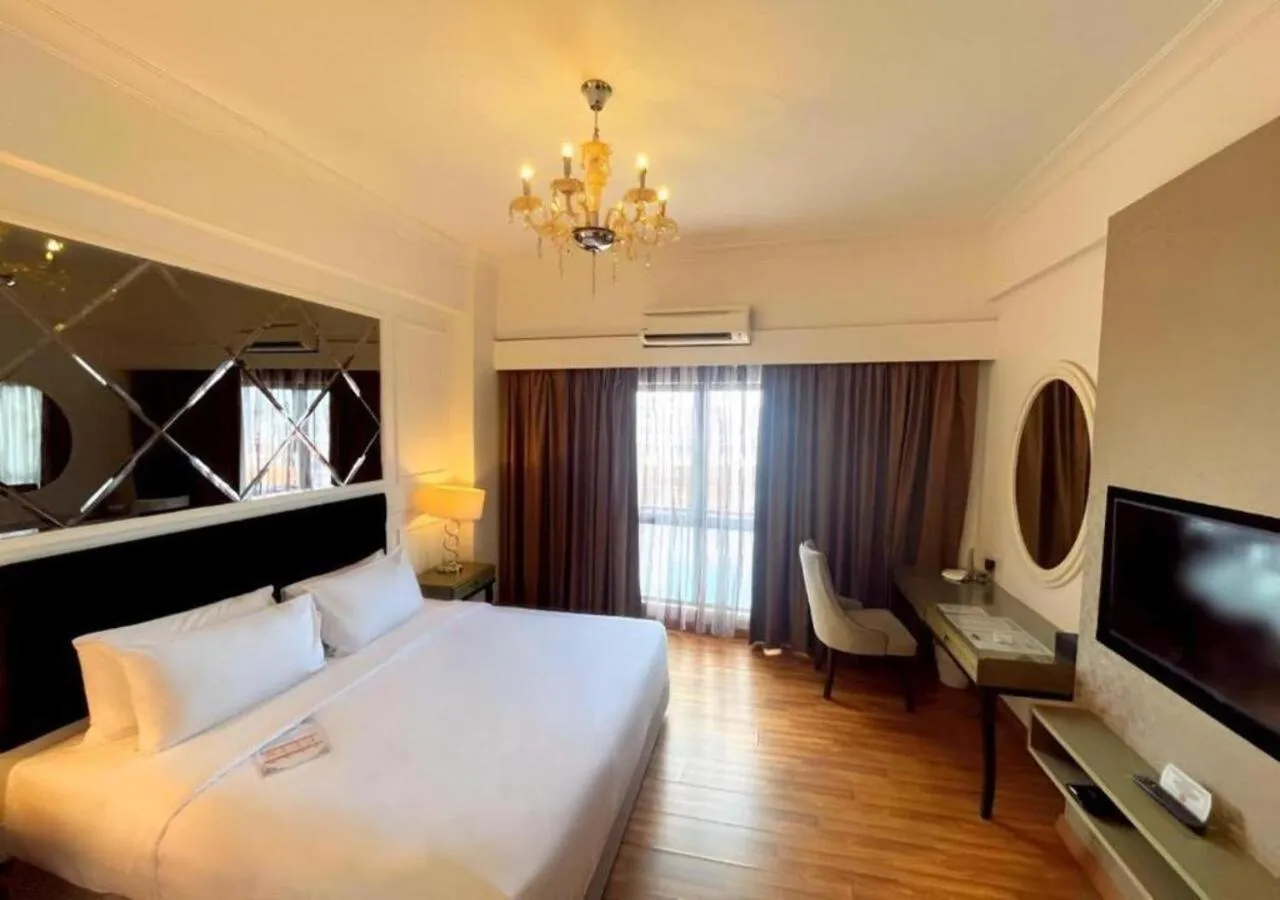 Bed in Imperial Heritage Hotel Melaka I City Centre I Free Wifi I Free Parking l Free Club Lounge Access