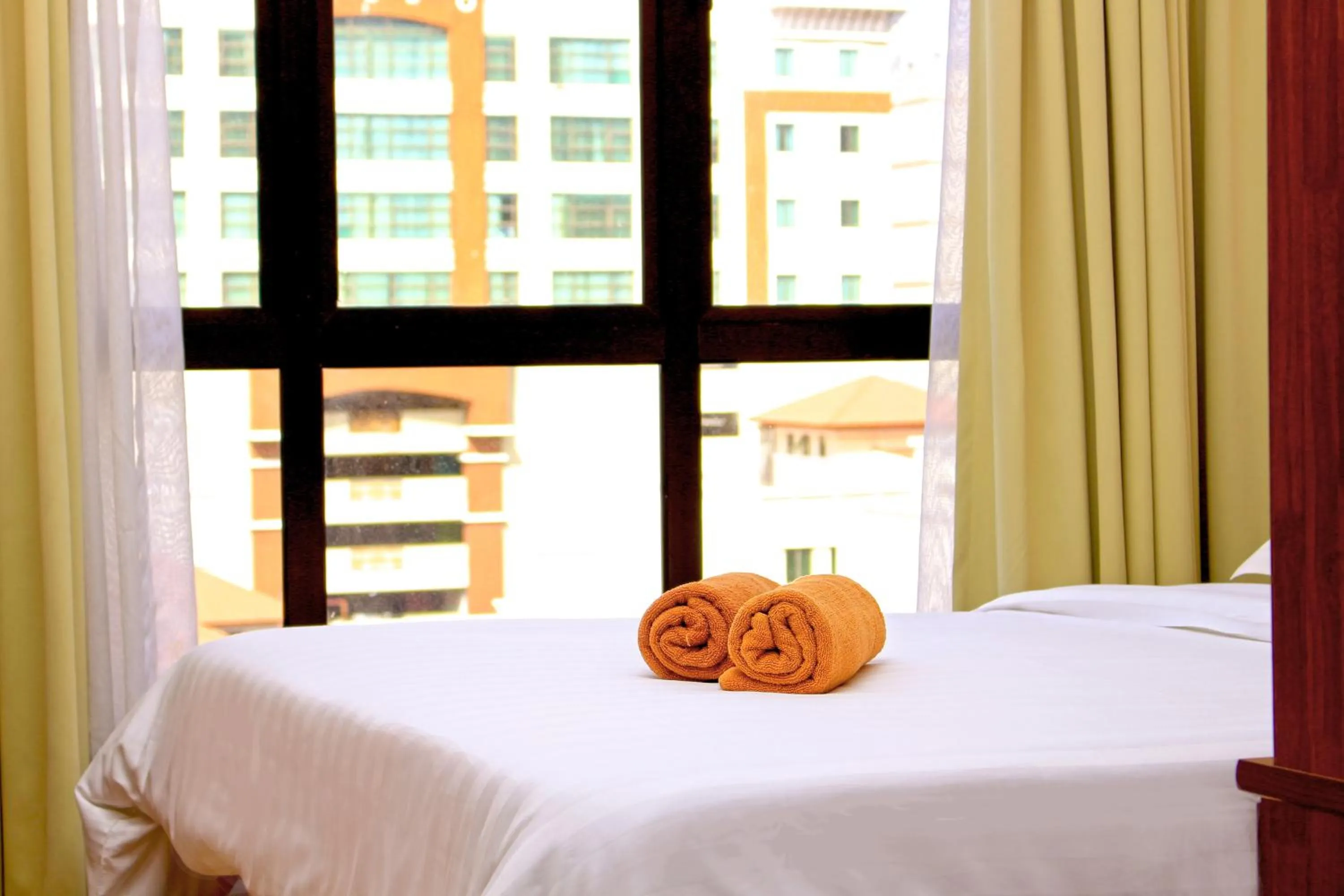 Bed in KK Vacation Apartments-Marina Court - STAY AND GET CASH REBATE