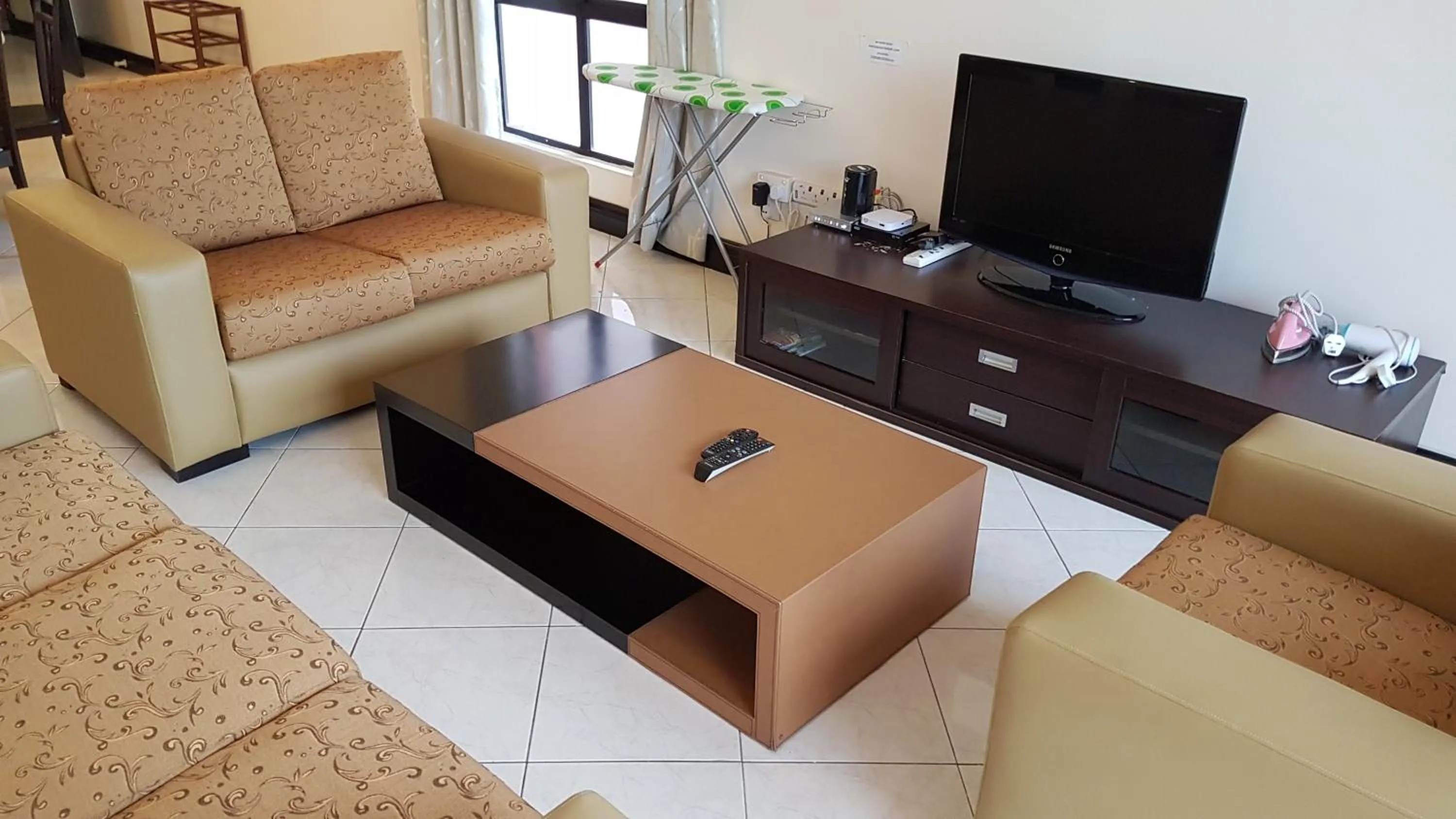 TV and multimedia in KK Vacation Apartments-Marina Court - STAY AND GET CASH REBATE