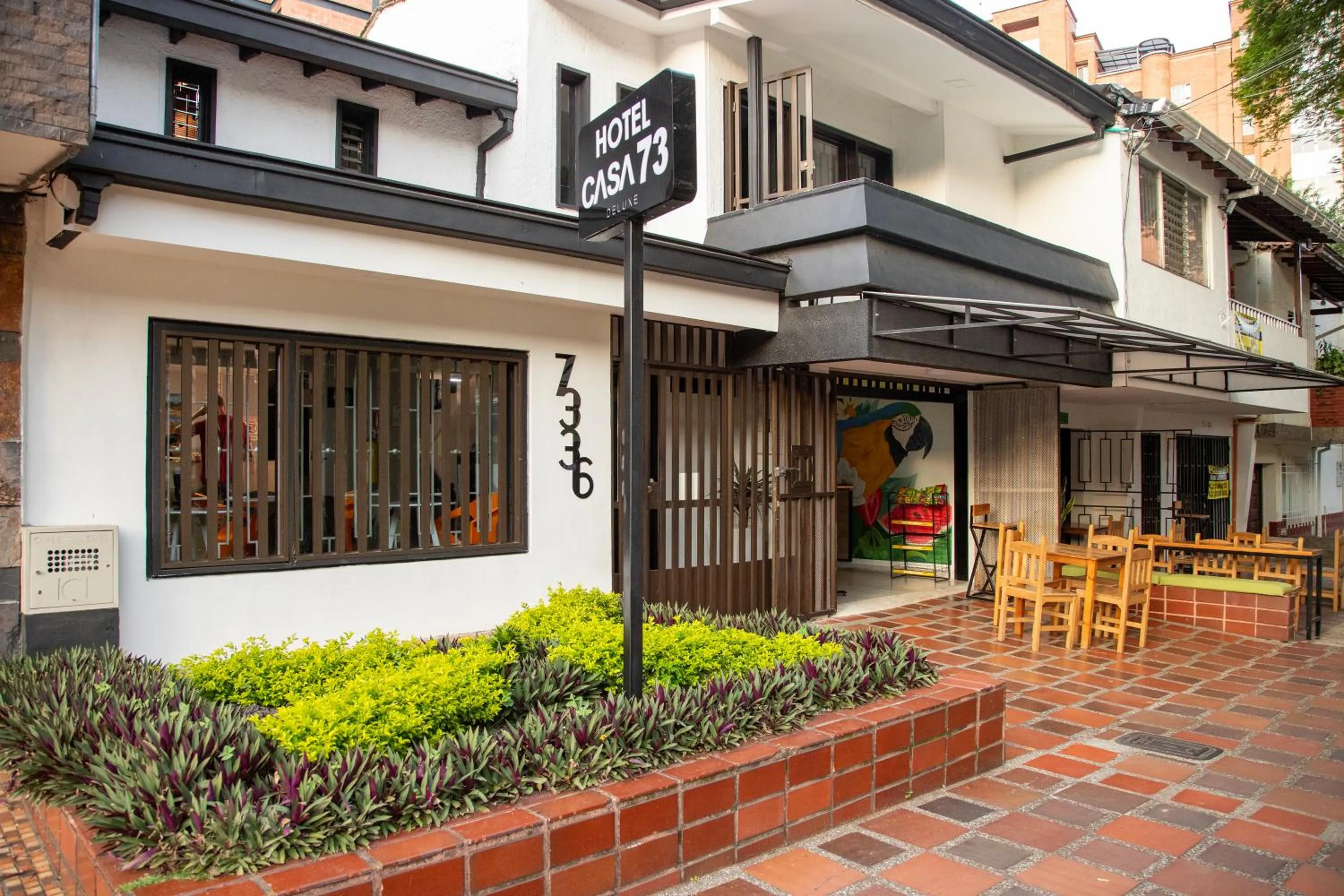 Property building in Hotel Casa 73 Deluxe