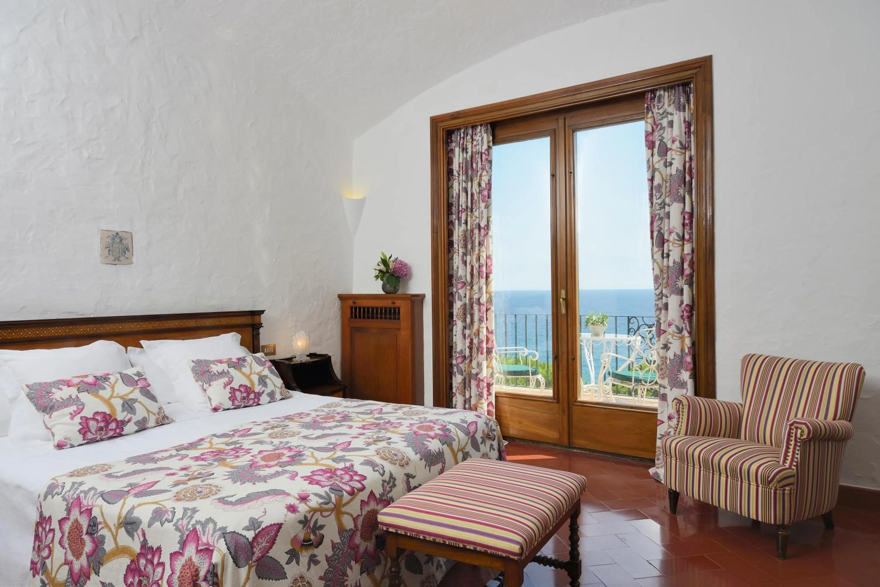 Bed in Hostal de la Gavina GL - The Leading Hotels of the World