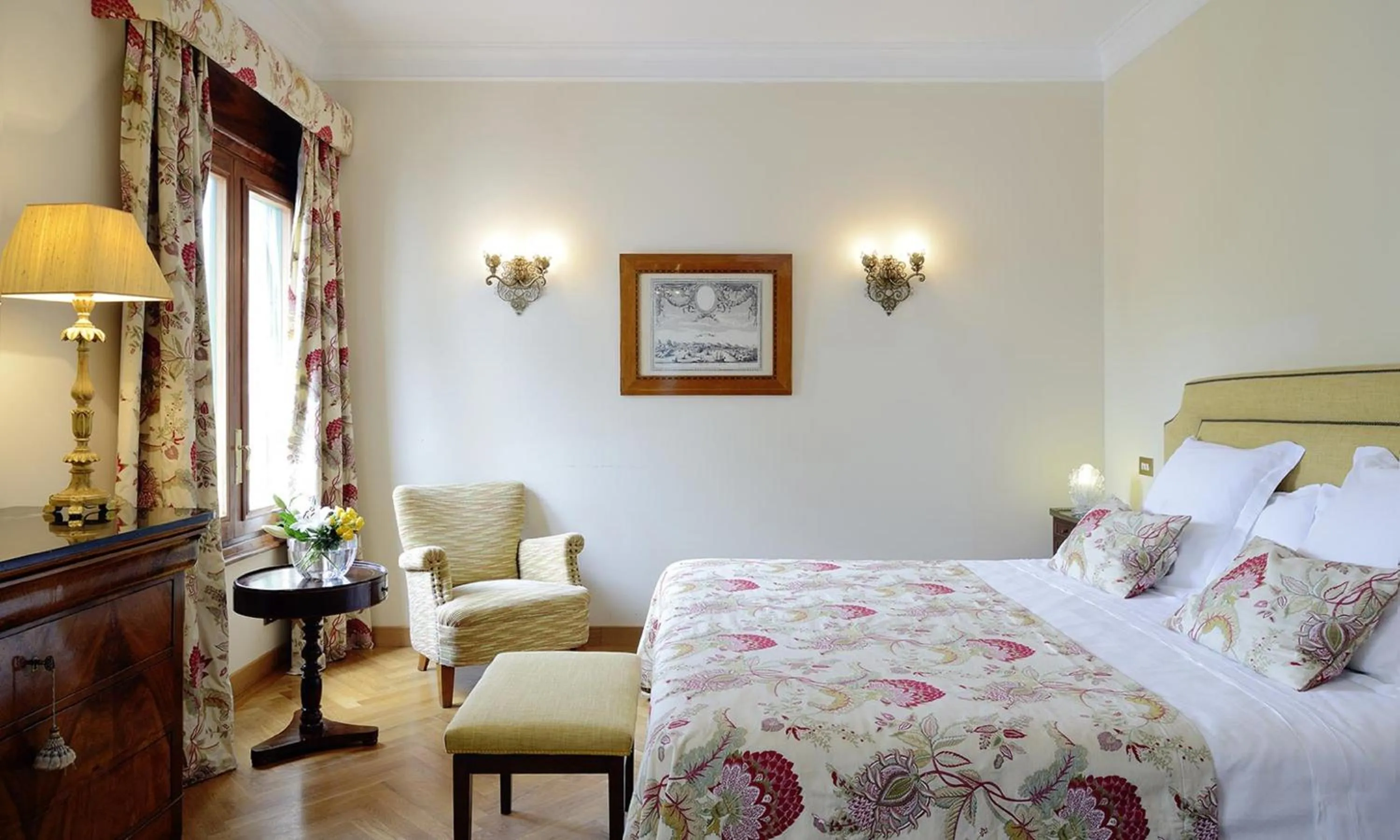 Bedroom, Bed in Hostal de la Gavina GL - The Leading Hotels of the World