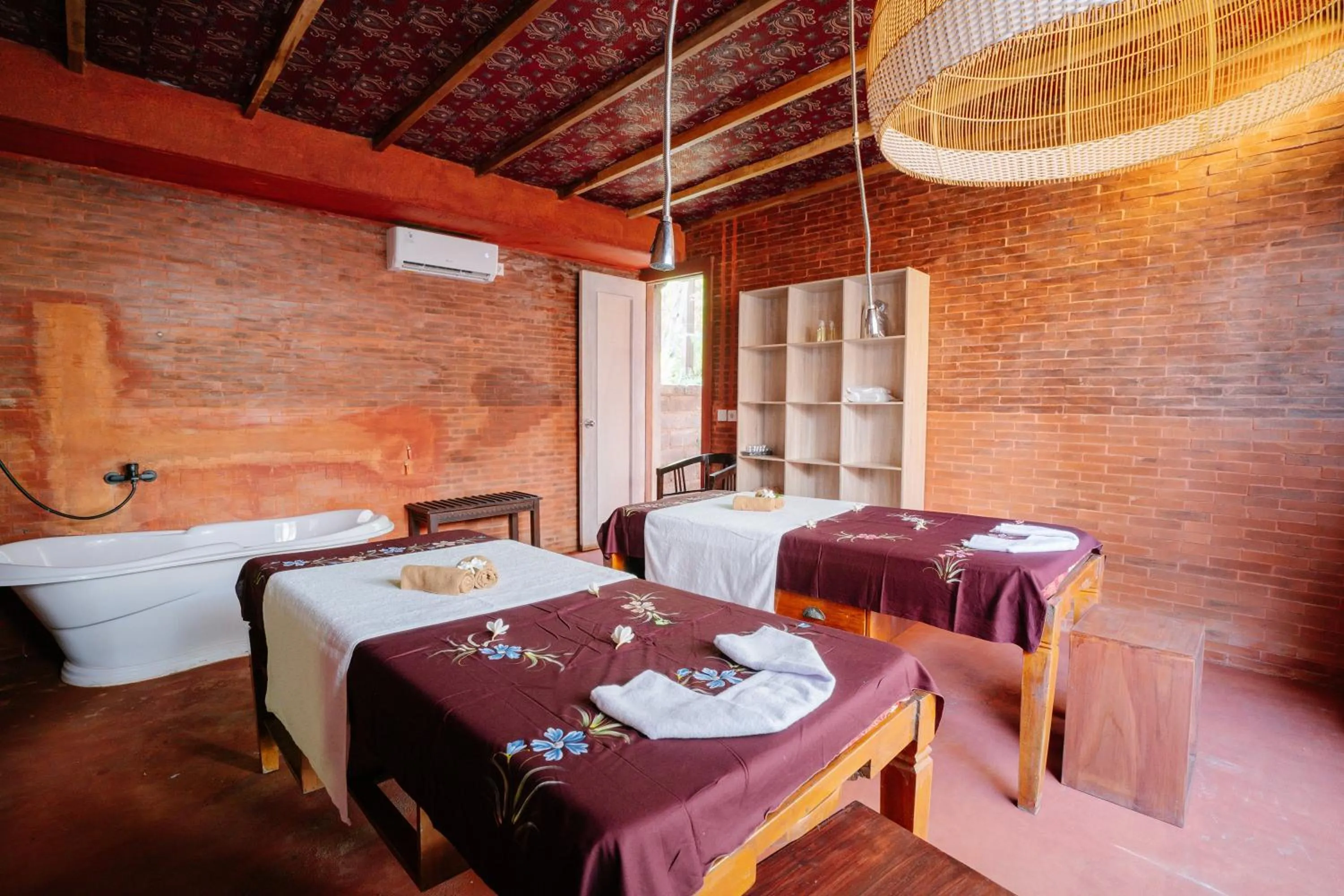 Spa and wellness centre/facilities, Bed in The Saharah Mirage Bali