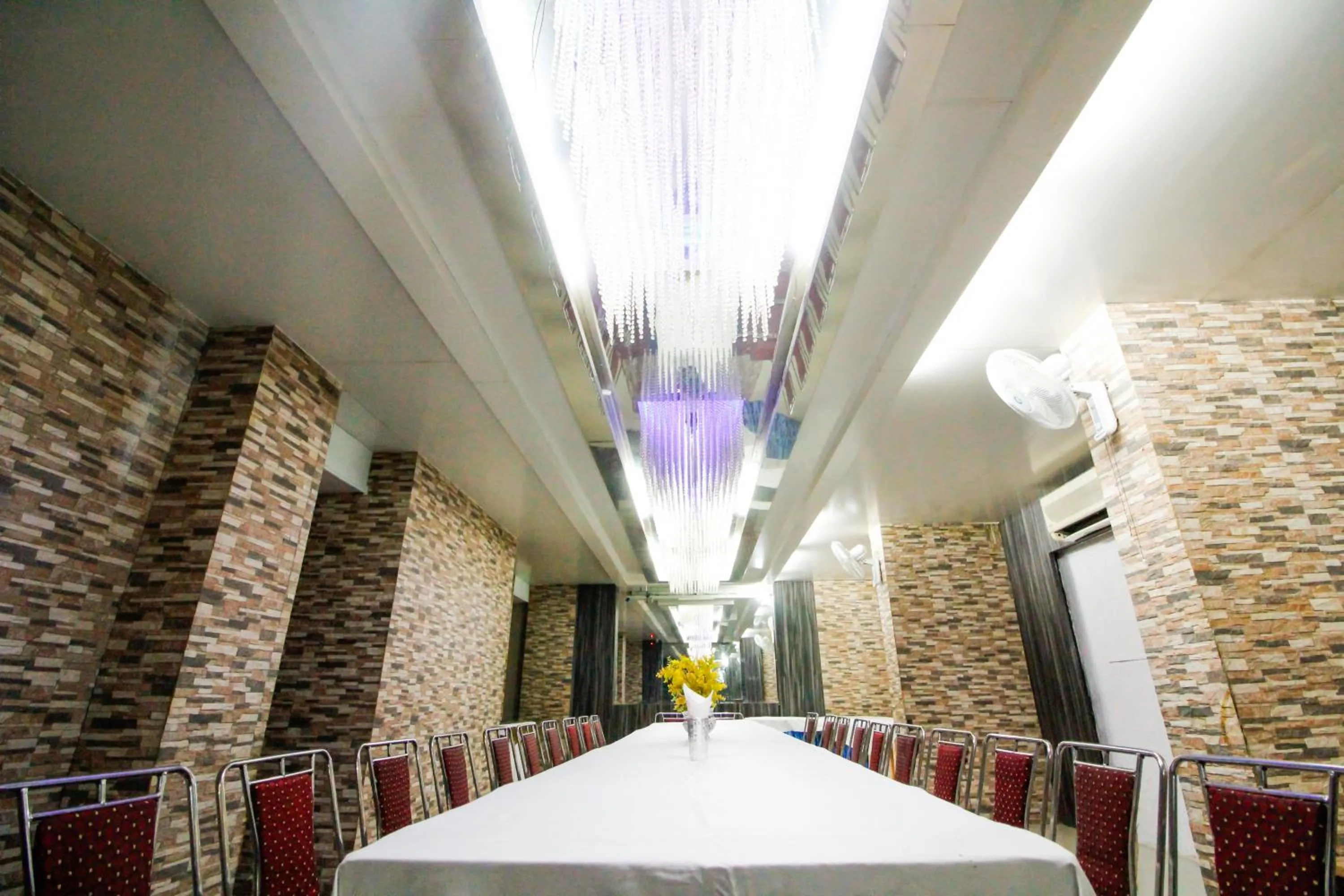 Lobby or reception in Hotel Rishi Regency