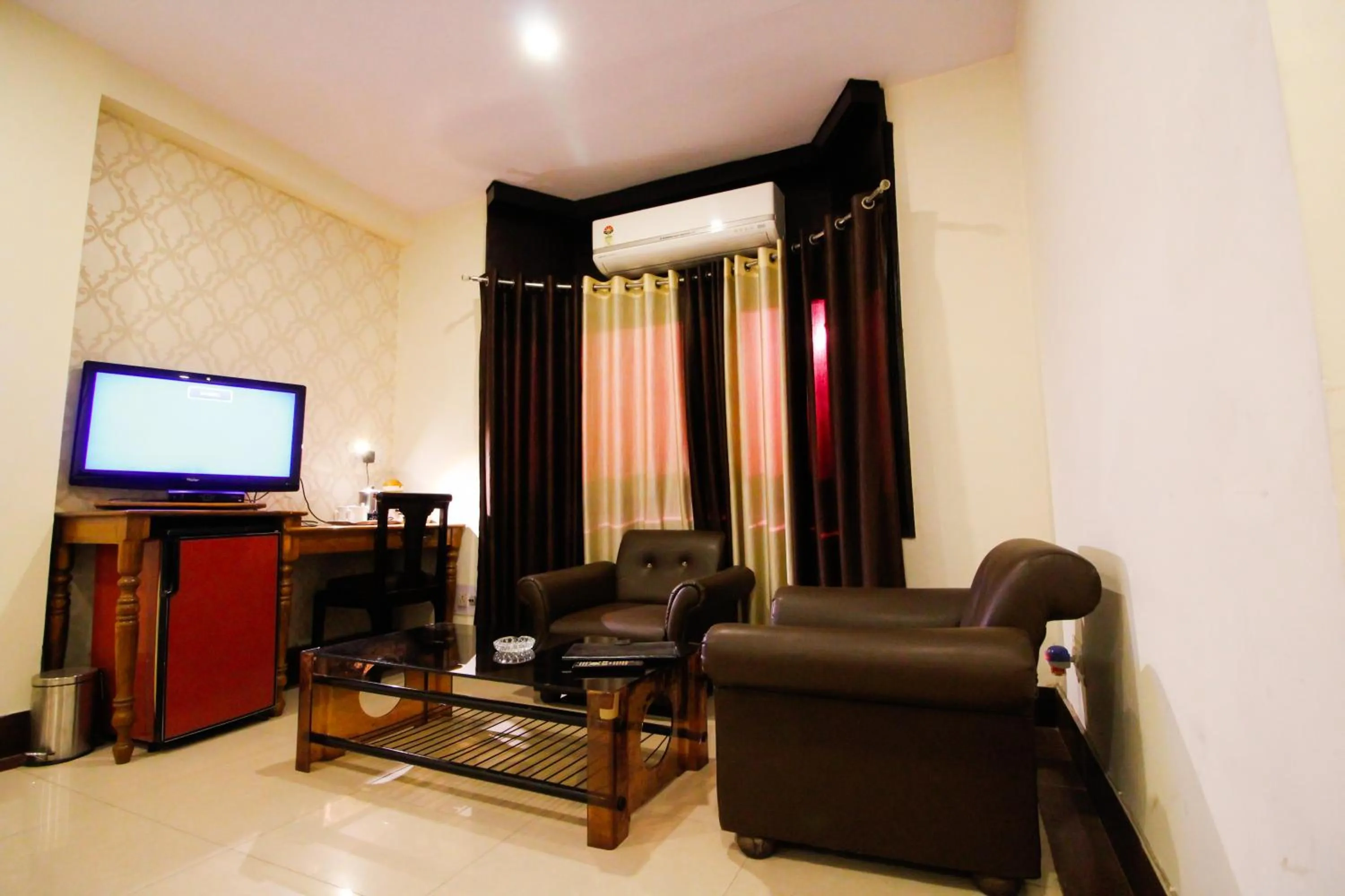 Seating area in Hotel Rishi Regency