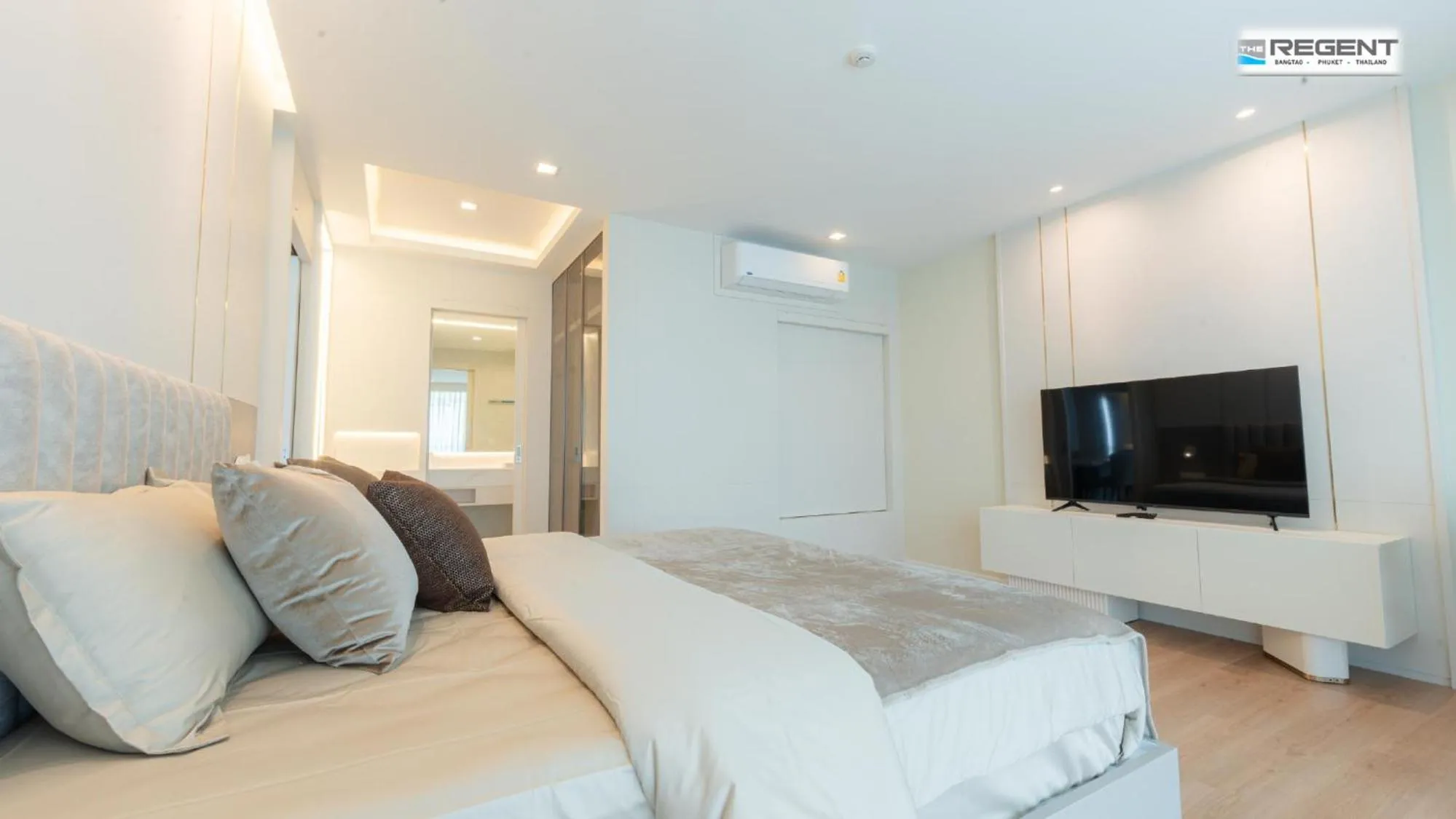 Bed in The Regent Phuket Bangtao Beach