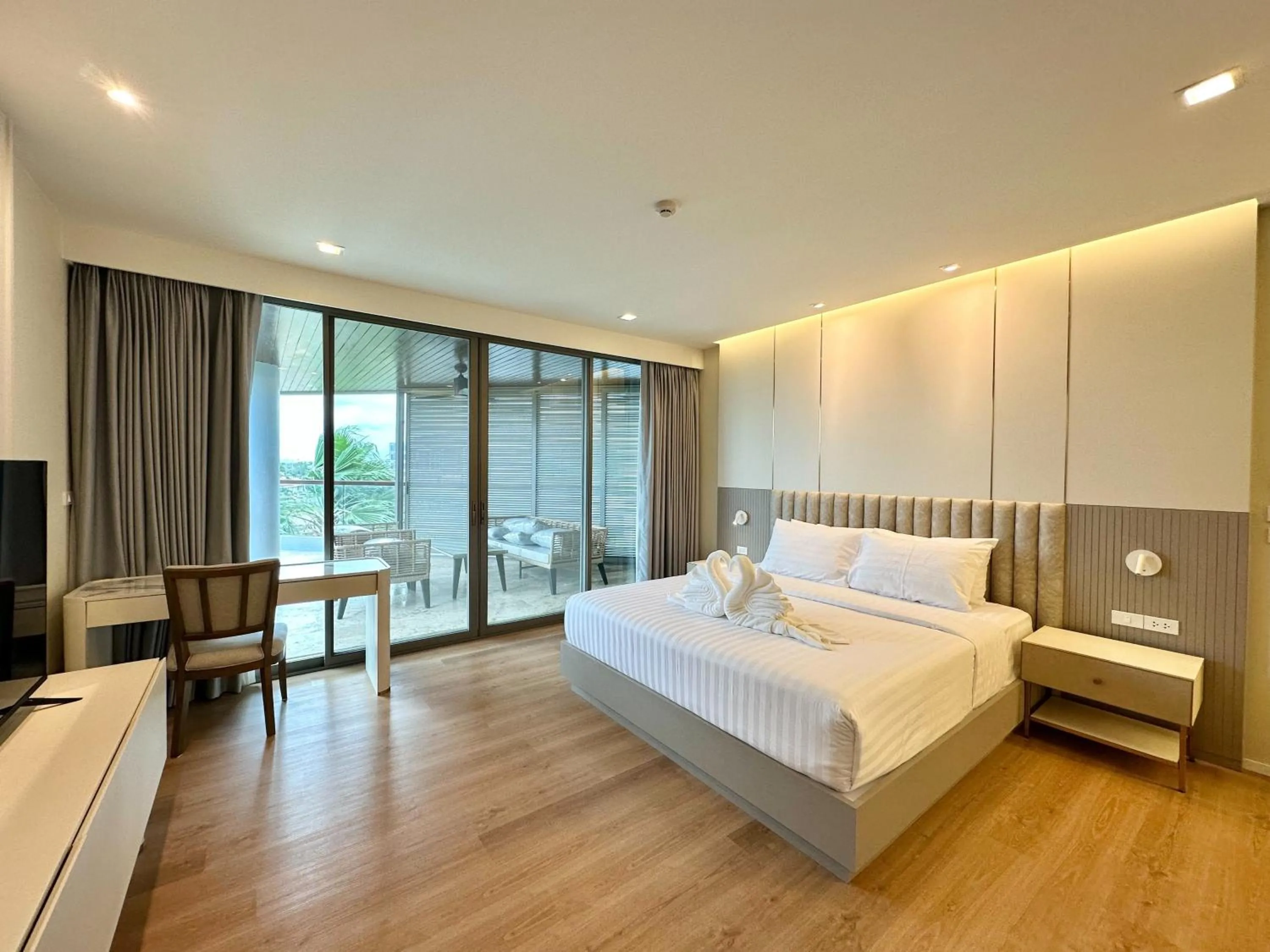 Bed in The Regent Phuket Bangtao Beach
