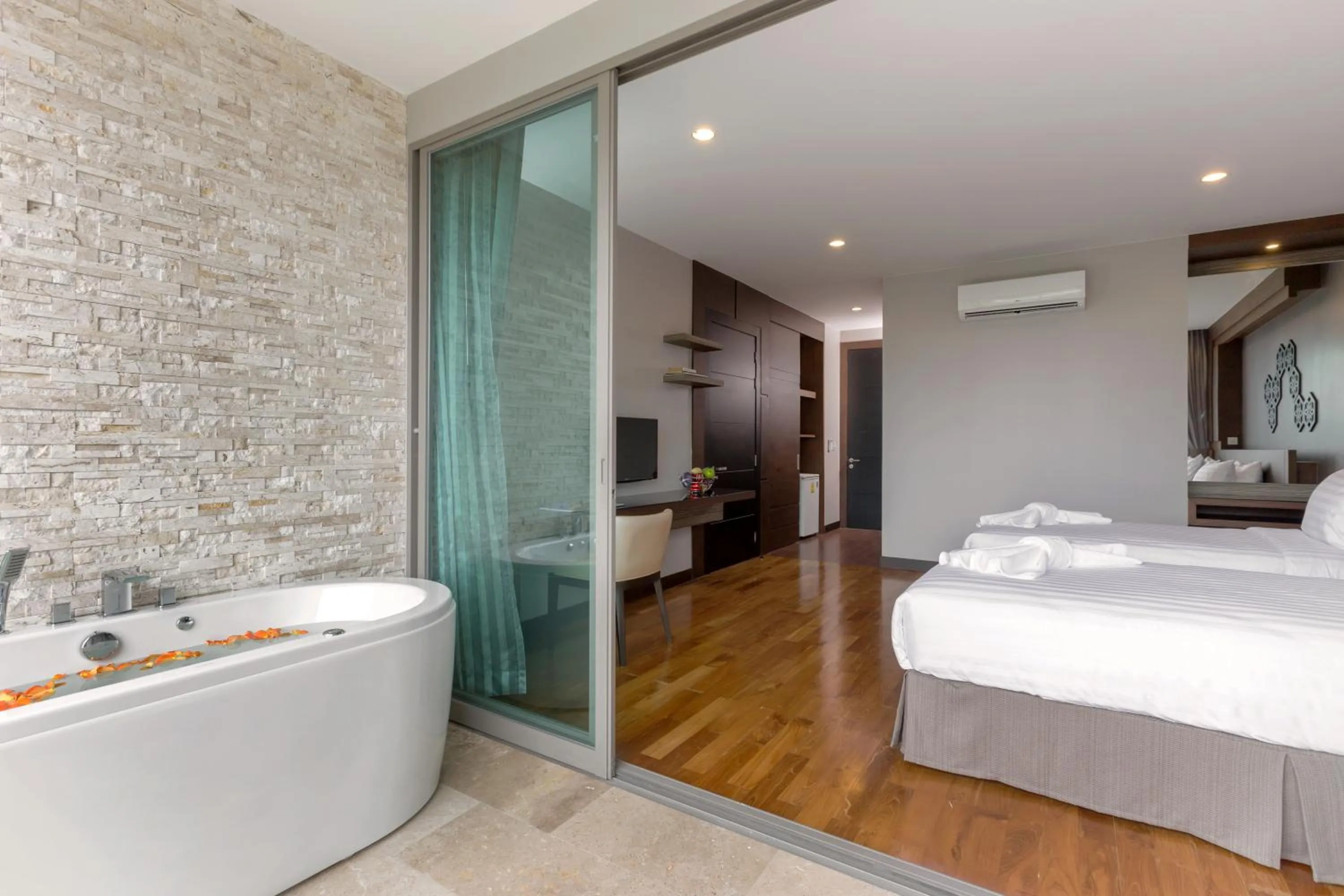 Balcony/Terrace, Bed in The Regent Phuket Bangtao Beach