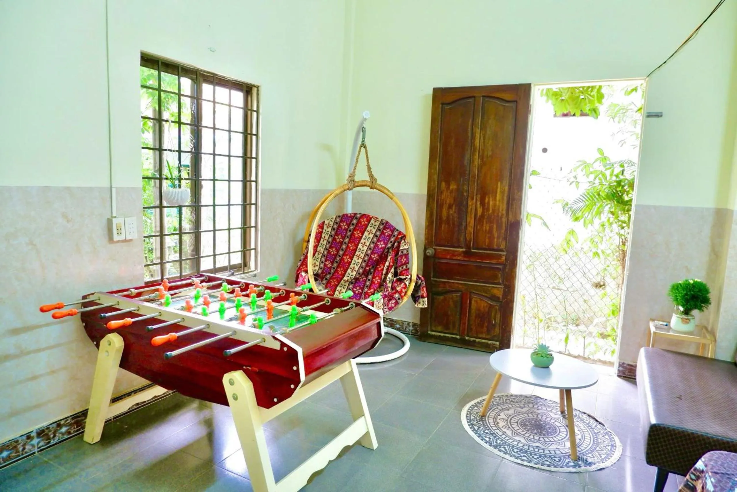 Game Room in Hue Ancient Town - Homestay in Hue