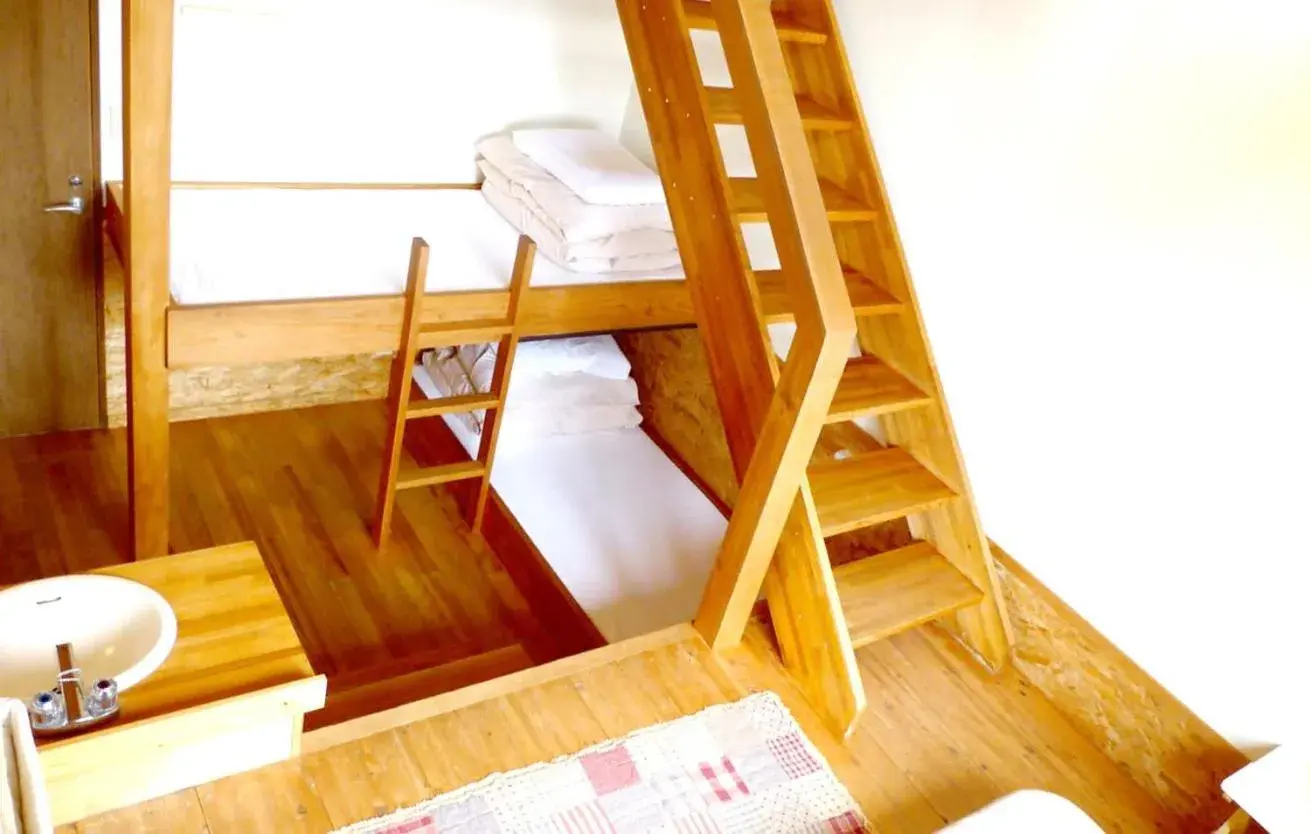 Economy Twin Room in Pension Raclette Economy Twin Room in Pension Raclette