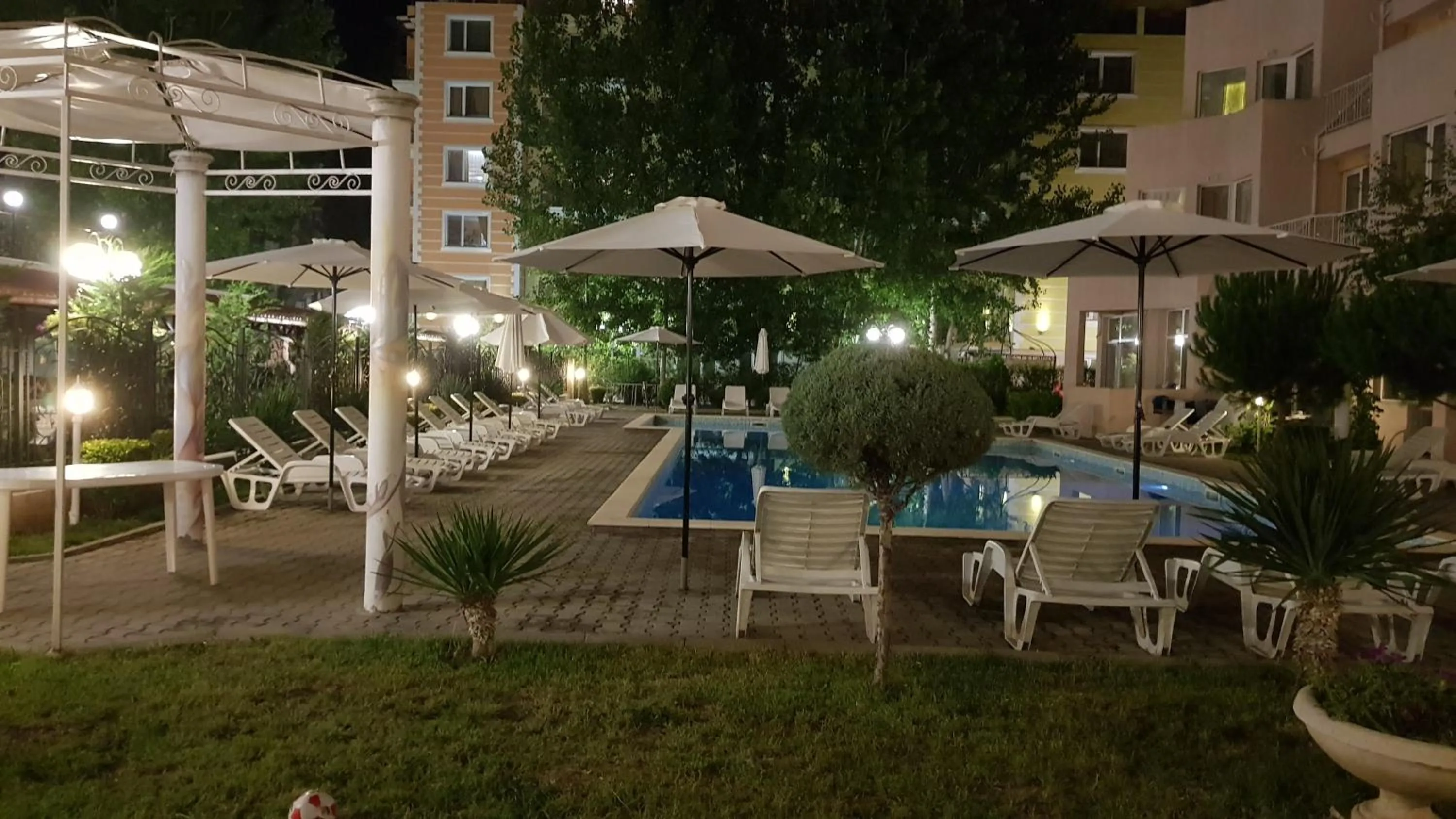 Vanilla Garden Apartments