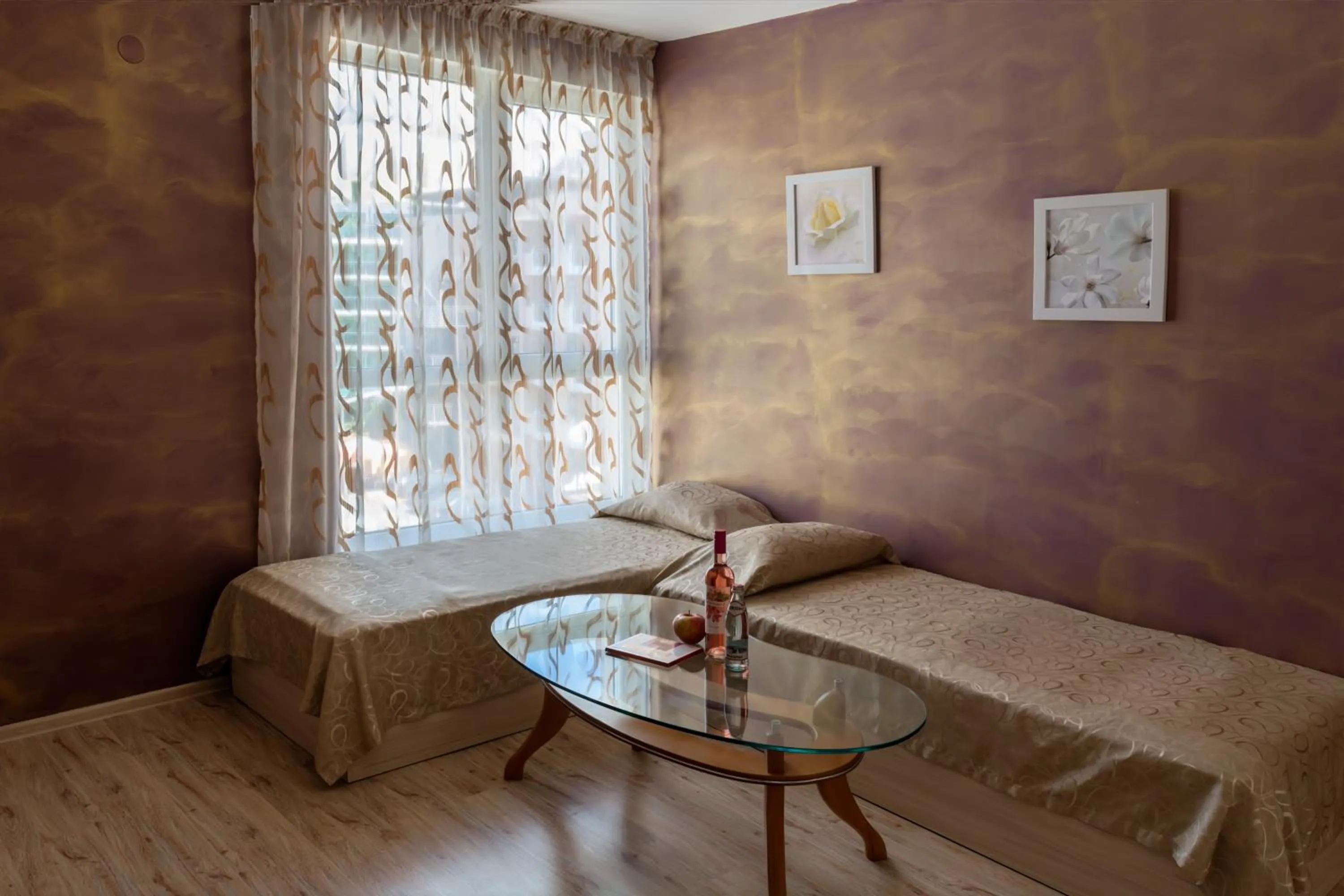 Bed in Vanilla Garden Apartments