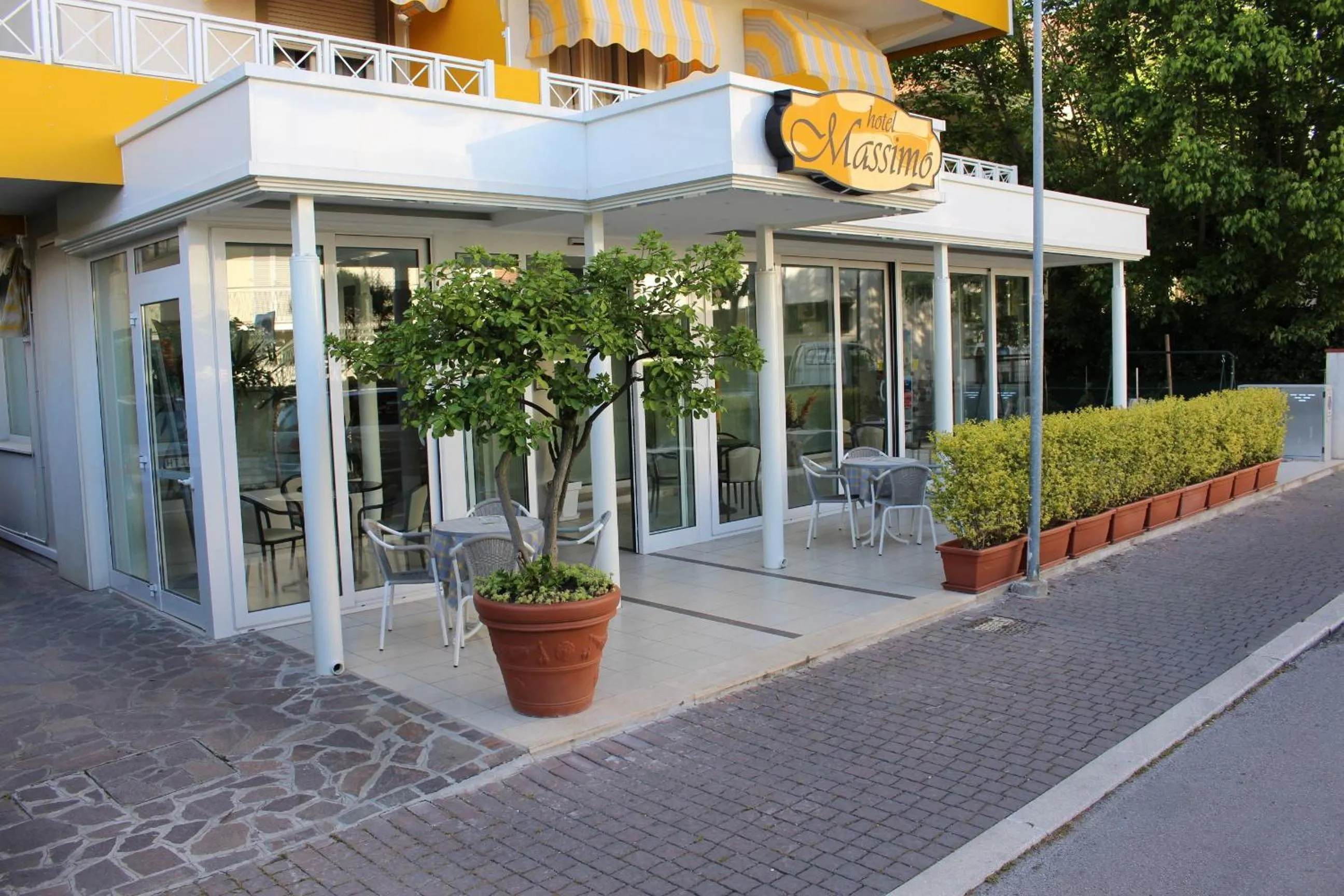 Facade/entrance in Hotel Massimo