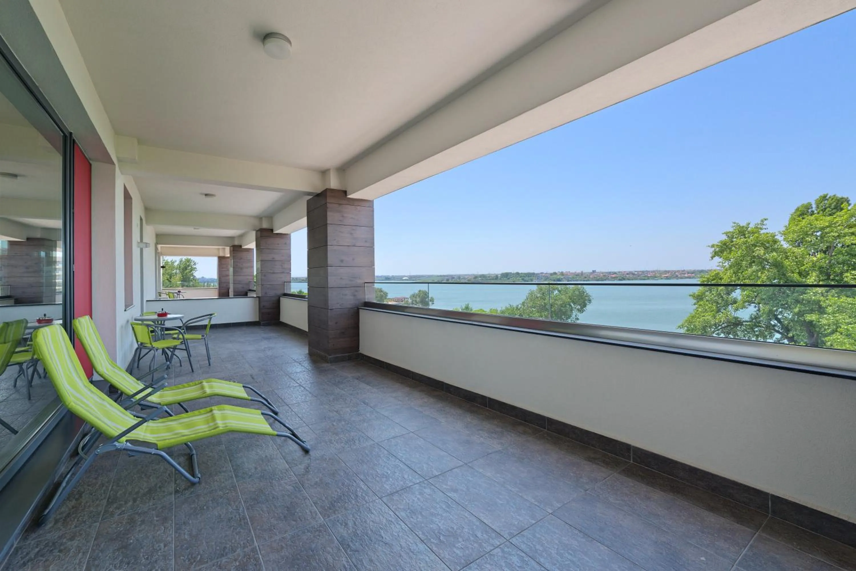Balcony/Terrace in Tomis Garden Apartments Mamaia