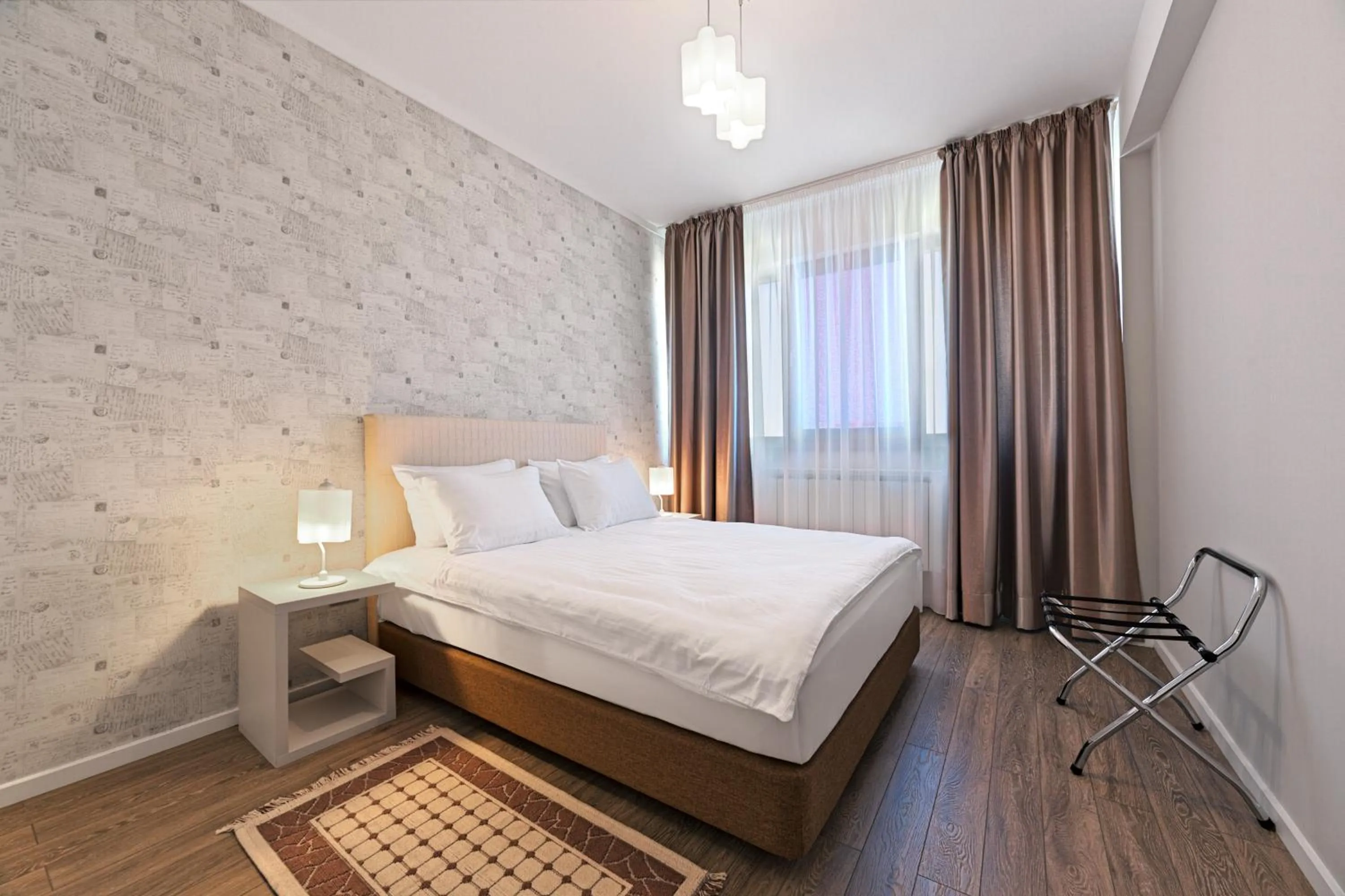 Bedroom, Bed in Tomis Garden Apartments Mamaia