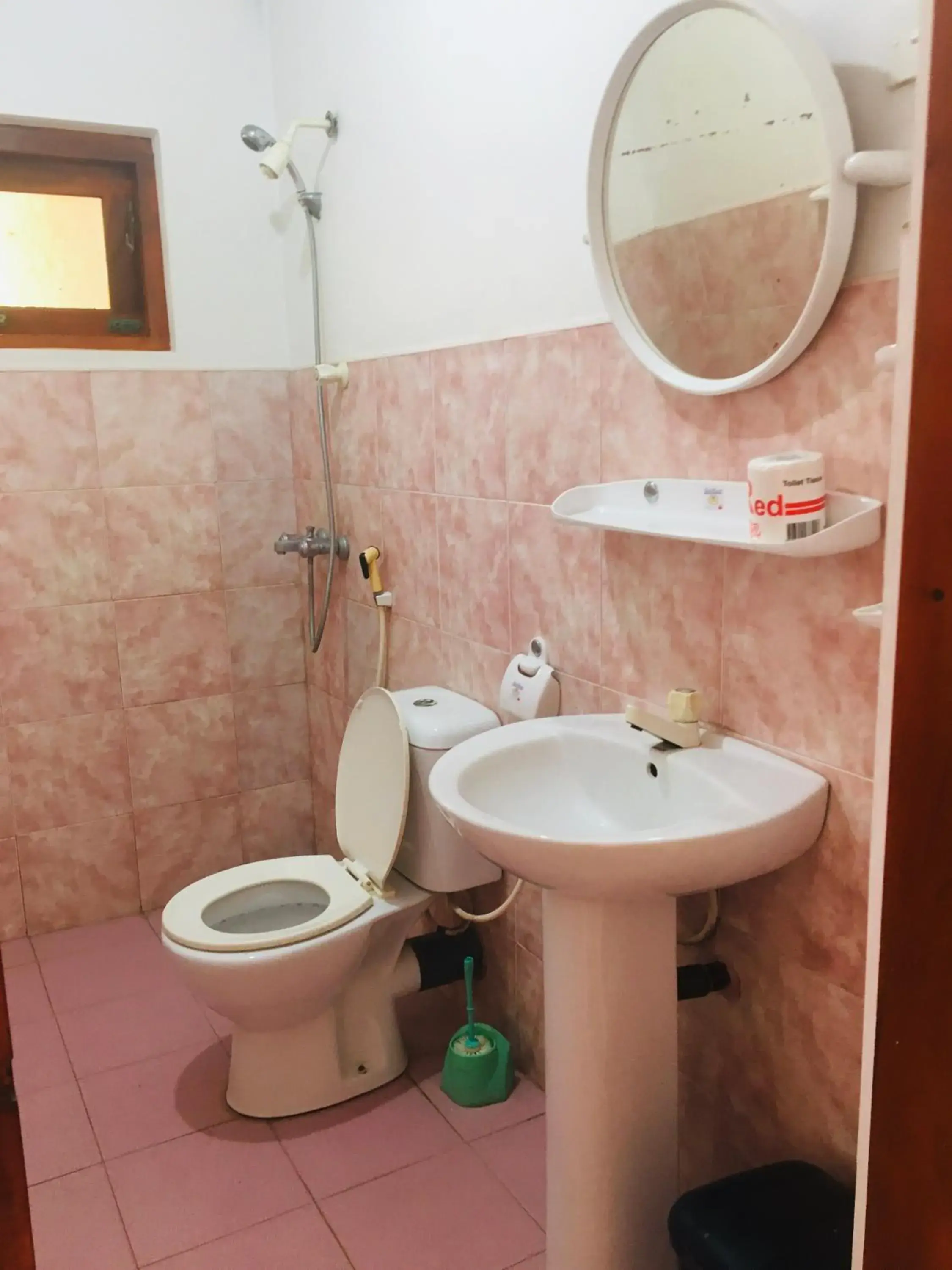 Double Room with Balcony and Sea View in Dilena Beach Inn Double Room with Balcony and Sea View in Dilena Beach Inn