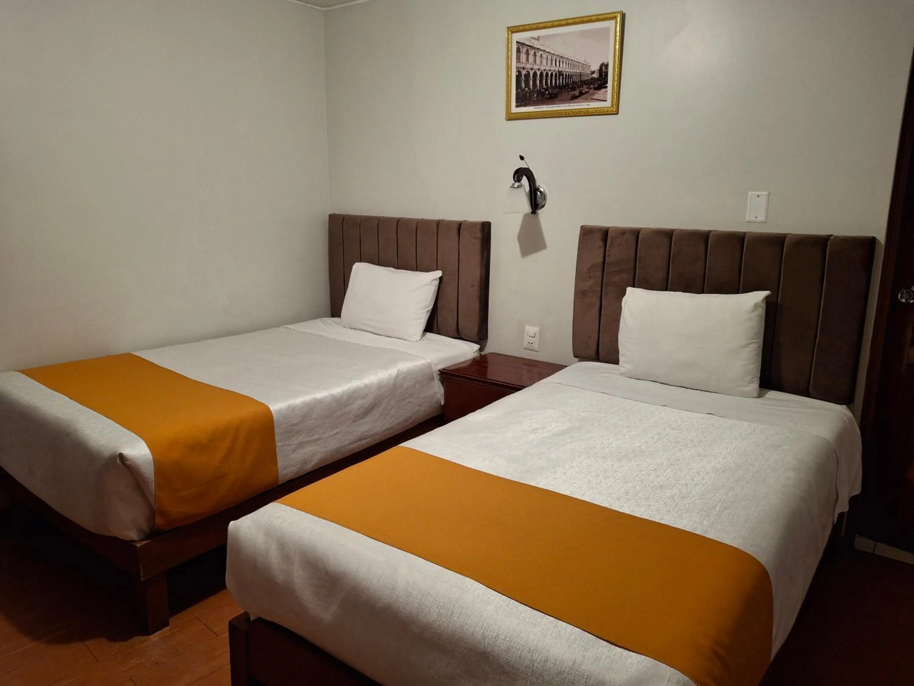 Bedroom, Bed in Hotel Sideral AQP