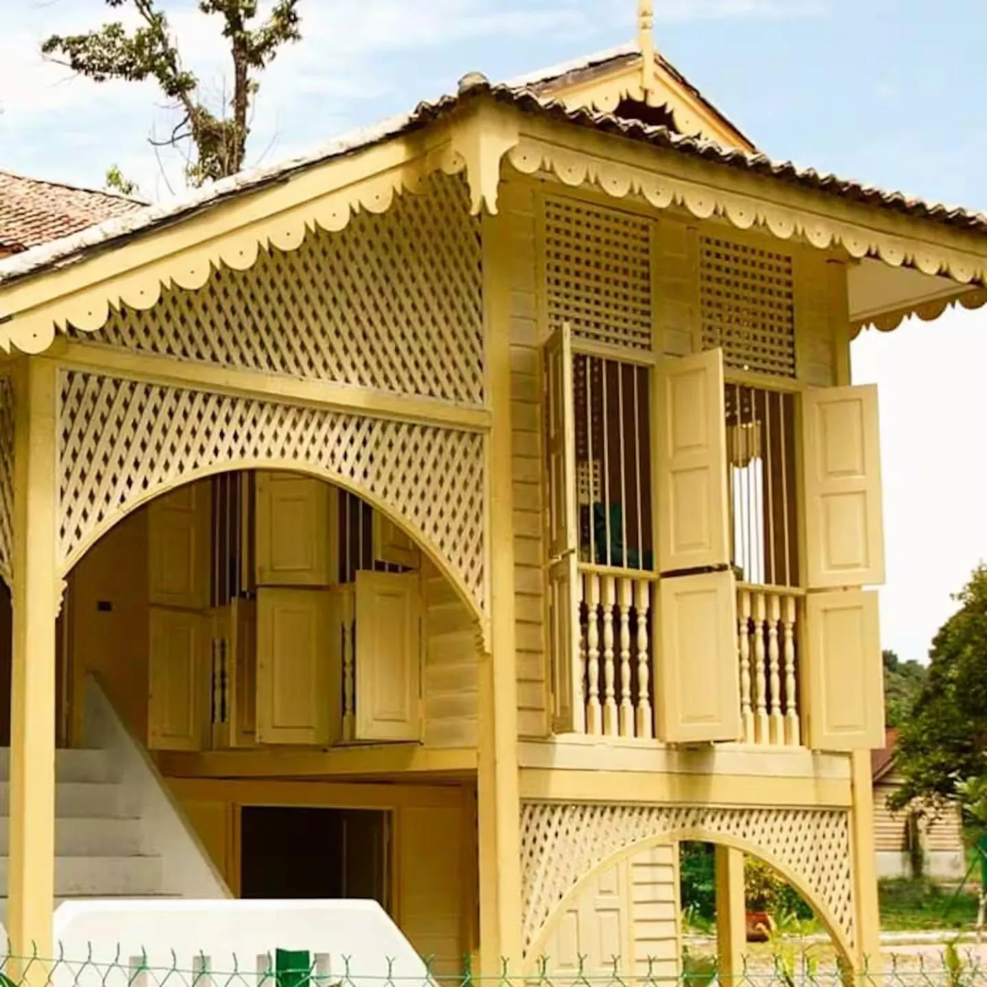Property building in Bagas Zakariah Orchard Lodge