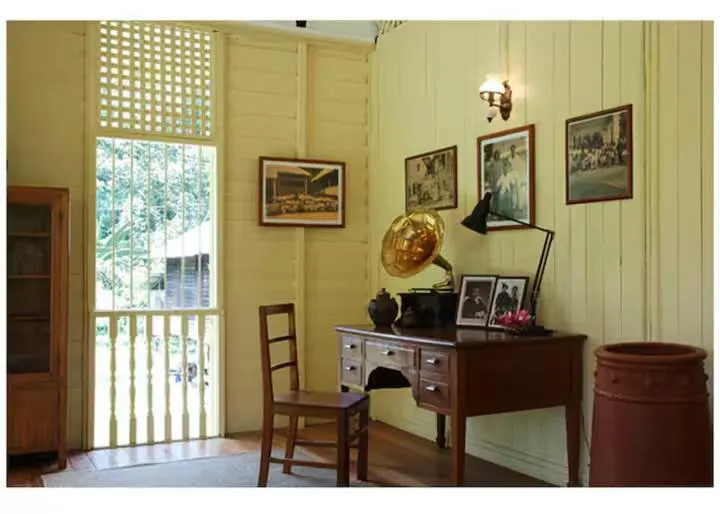 Living room in Bagas Zakariah Orchard Lodge