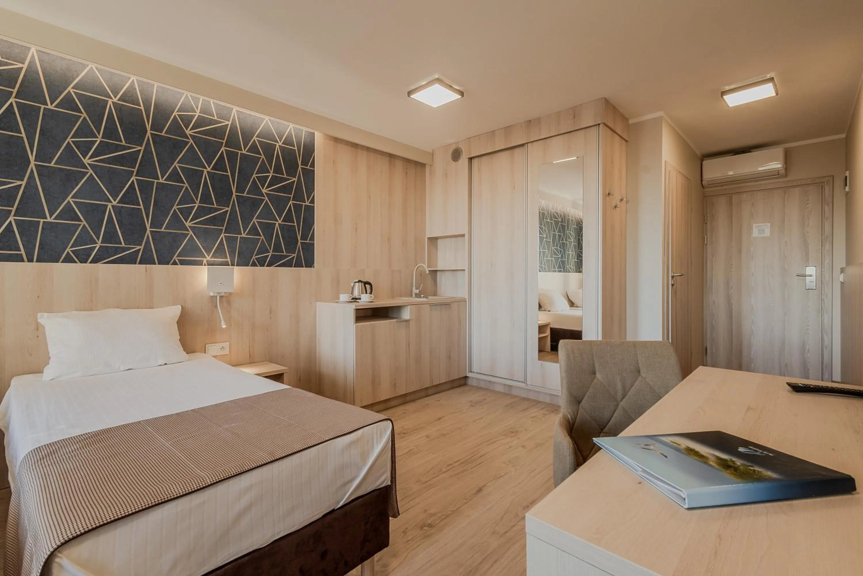 Bed in Blue Marine Mielno